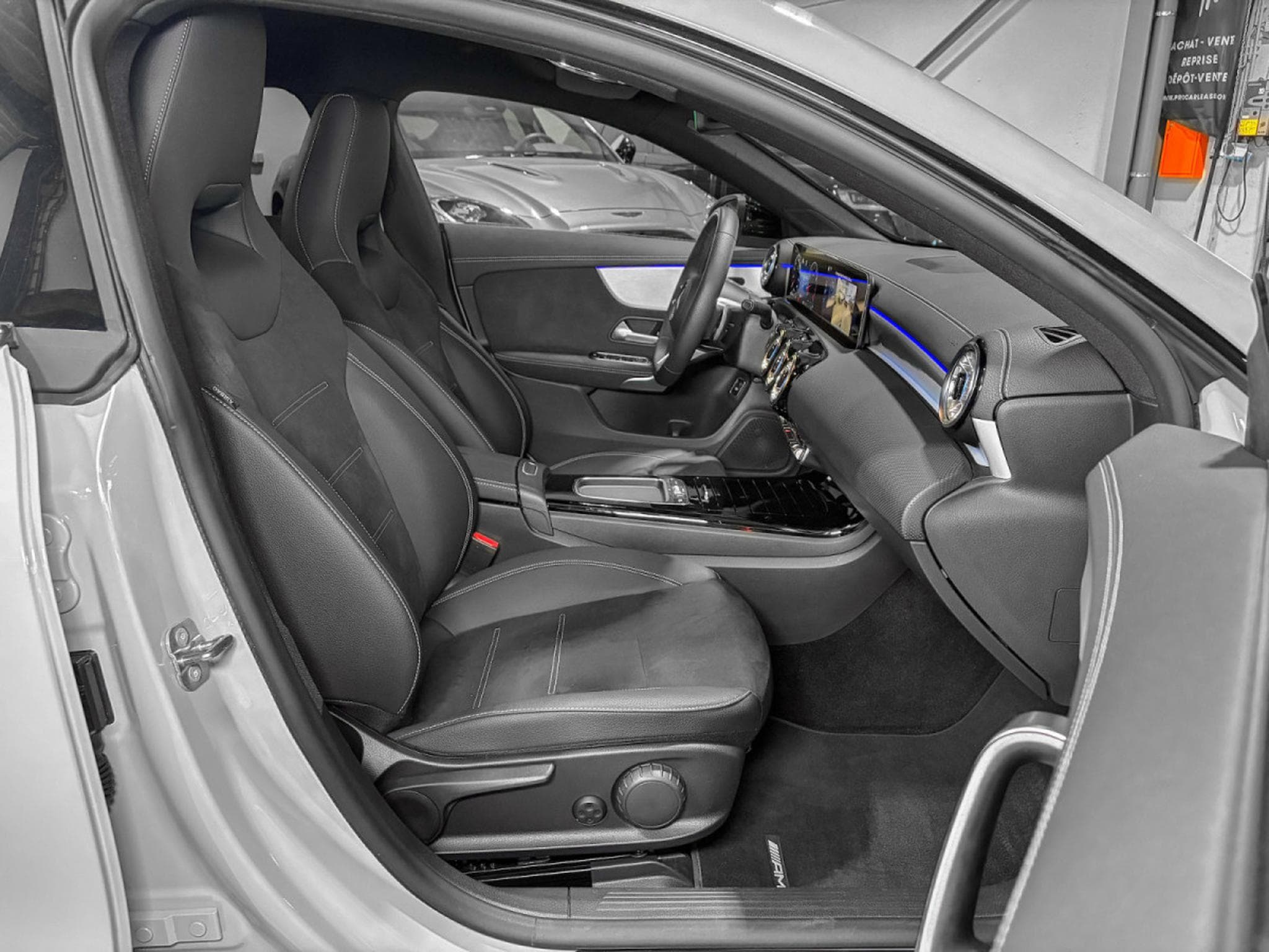 Mercedes CLA 200 CLA 200 Special Edition/AHK/KAMERA/19'/ (2025) - Photo 17