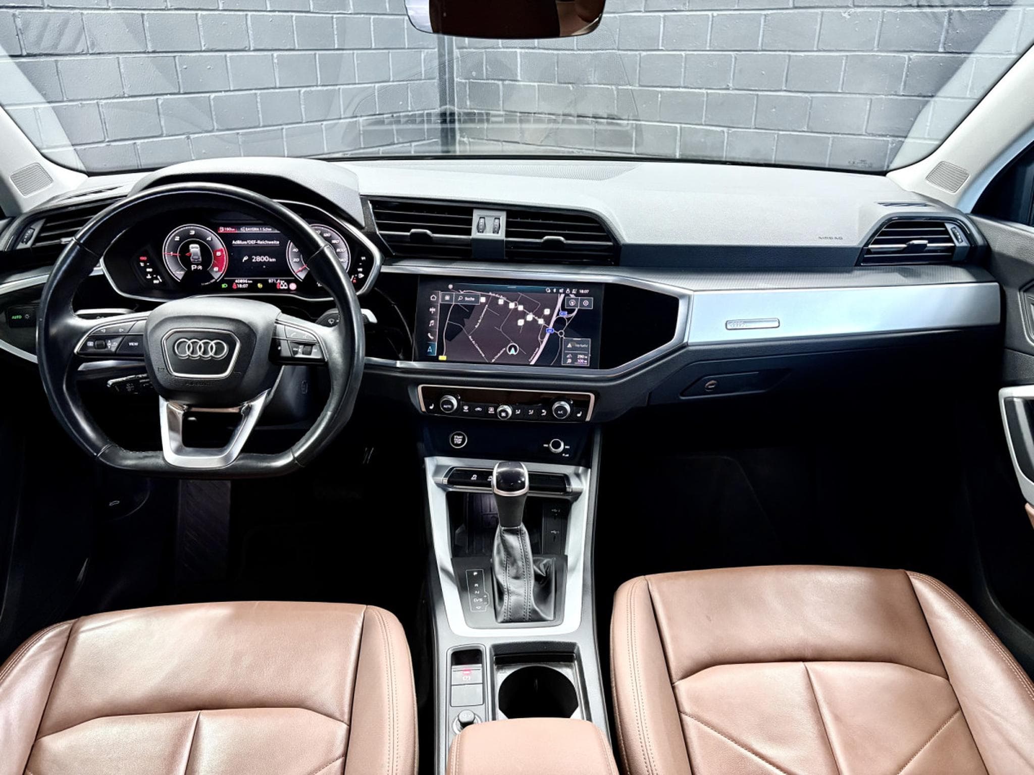Audi Q3 35 TDI S TRONIC 7 150 CV *ATTELAGE* ACC * HAYON * (2023) - Photo 9