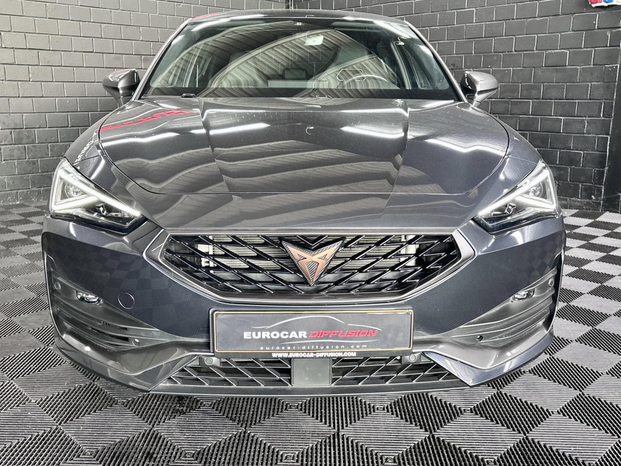Cupra Leon VZ 2.0 TSI 300CV *VSS* BEATS * CAM *  MATRIX * (2024) - Foto 2