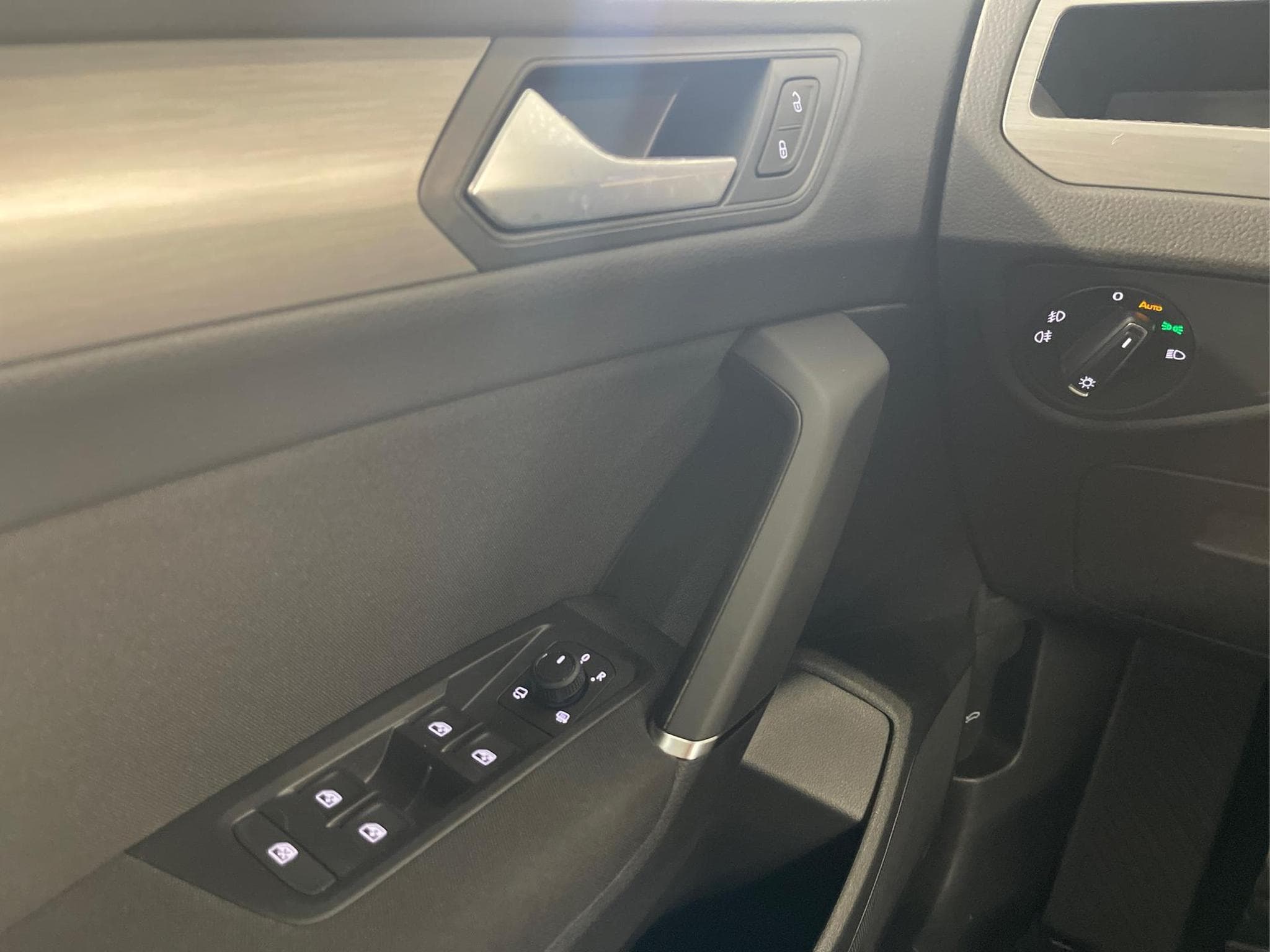 VW Touran Comfortline (2026) - Foto 9