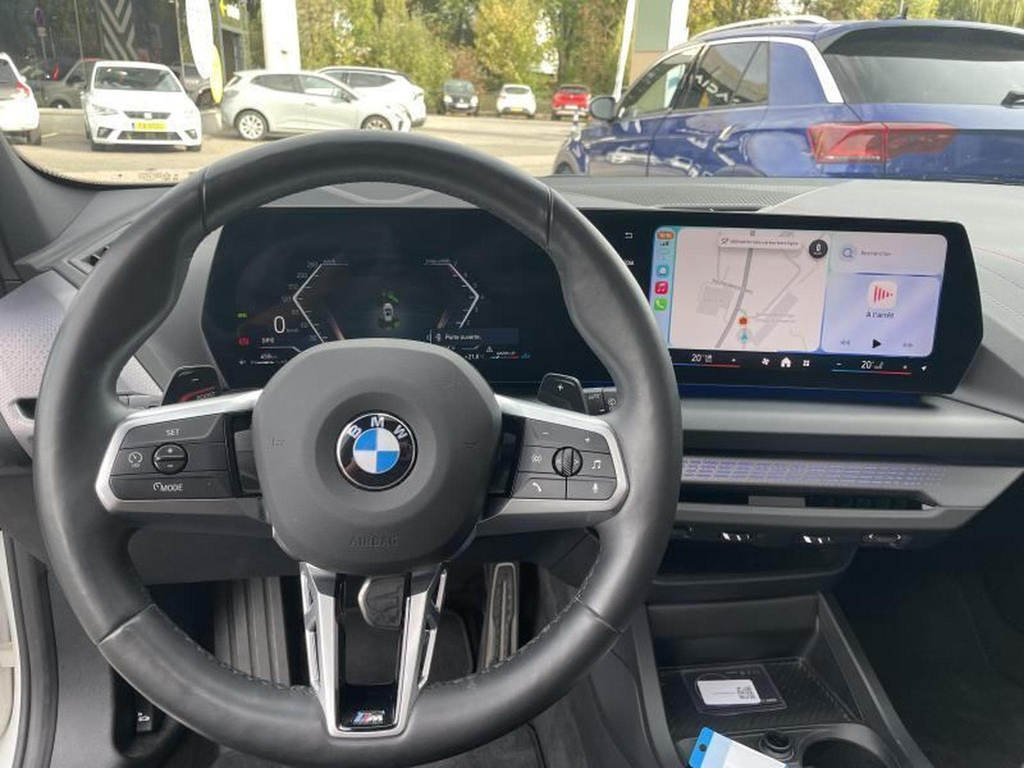 BMW 220 i Pack M Auto (2025) - Foto 9