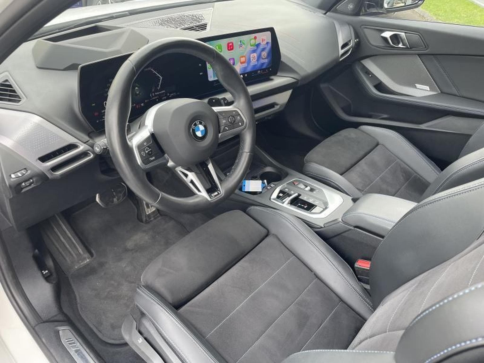 BMW 220 i Pack M Auto (2025) - Foto 5