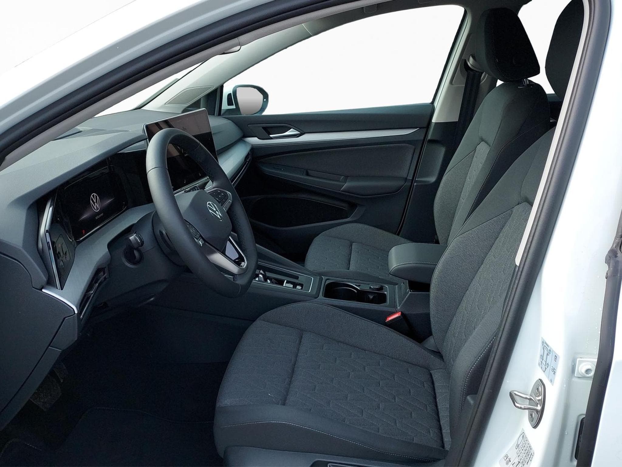 VW Golf Life (2026) - Photo 9