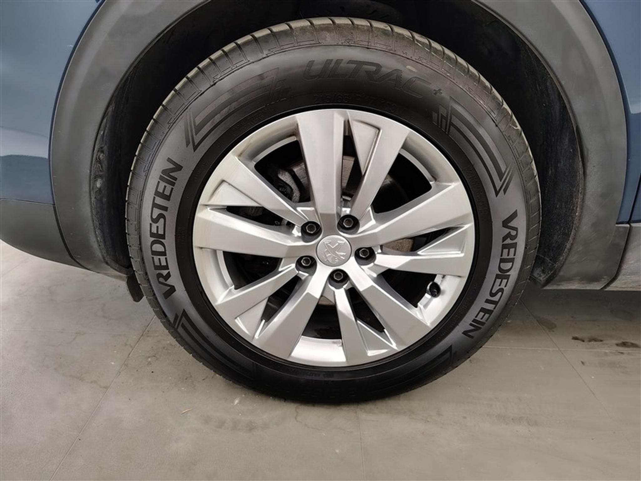 Peugeot 3008 1.2 Active Pack *NAVI/FULL LED/CAM/PDC AV ARR/JA17* (2024) - Photo 6