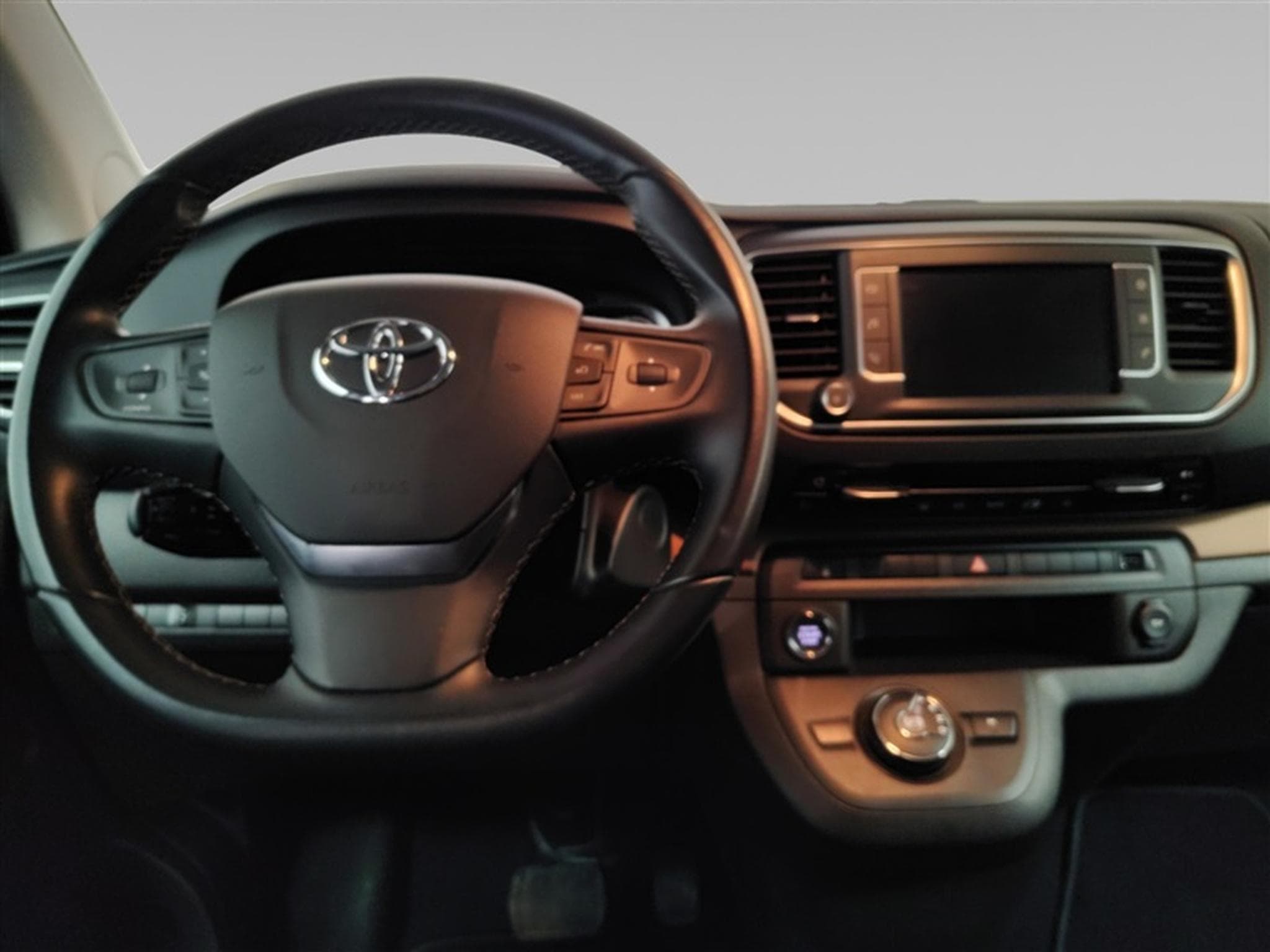 Toyota Proace à adapter (2022) - Photo 9
