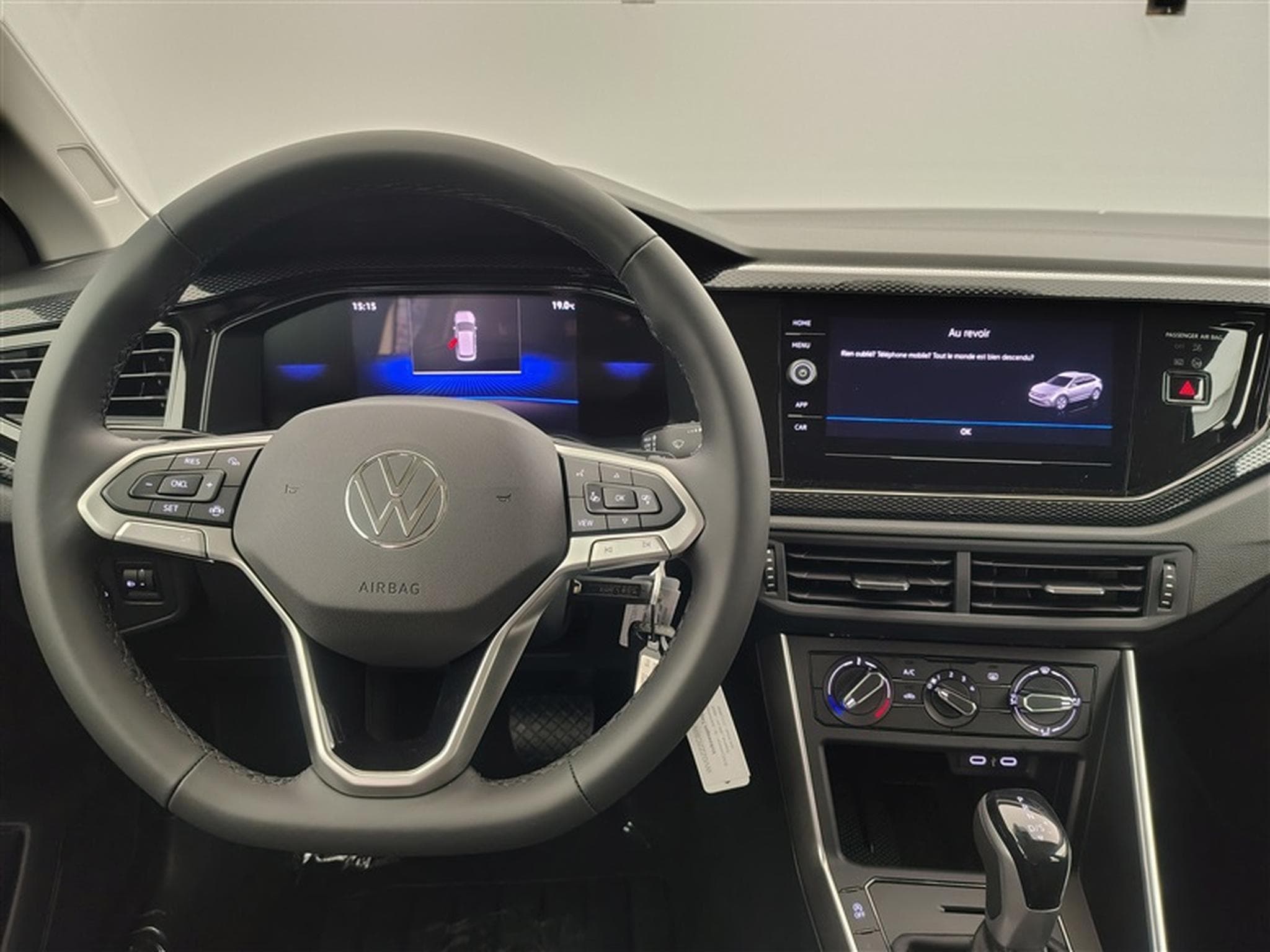 VW Taigo 1.0 TSI 115cv DSG Life CARPLAY / FULL LED / PDC AR / JA 16" (2026) - Photo 9