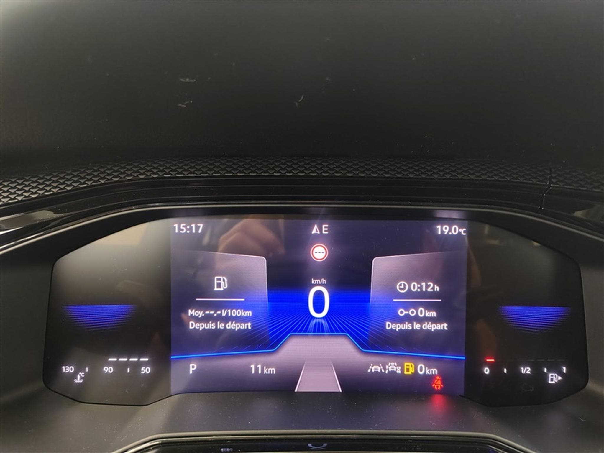VW Taigo 1.0 TSI 115cv DSG Life CARPLAY / FULL LED / PDC AR / JA 16" (2026) - Photo 10
