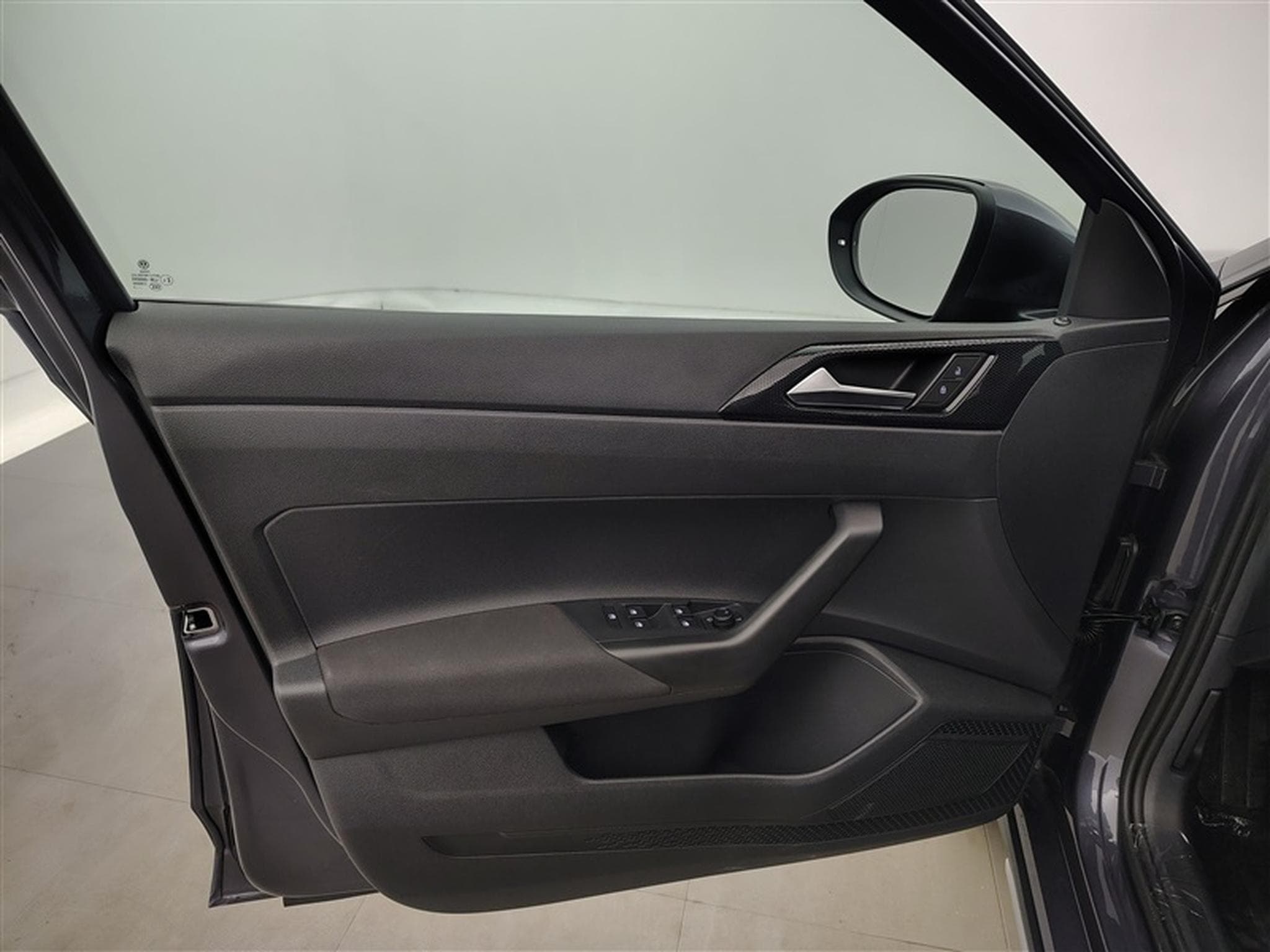 VW Taigo 1.0 TSI 115cv DSG Life CARPLAY / FULL LED / PDC AR / JA 16" (2026) - Photo 17