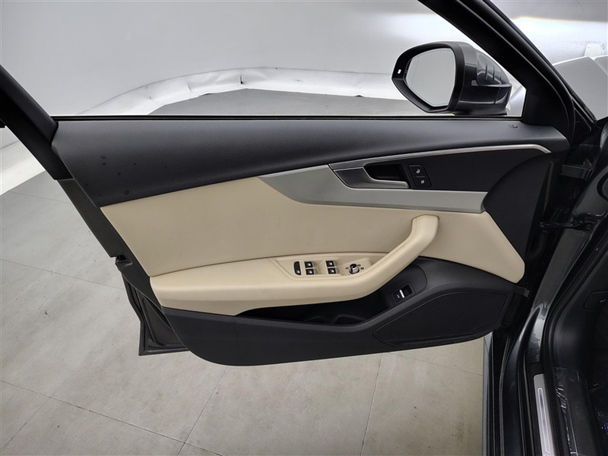 Audi A4 Avant 35 TDi S-LINE S tronic CUIR/NAVI/TO PANO/FULL LED/JA18 (2022) - Photo 17