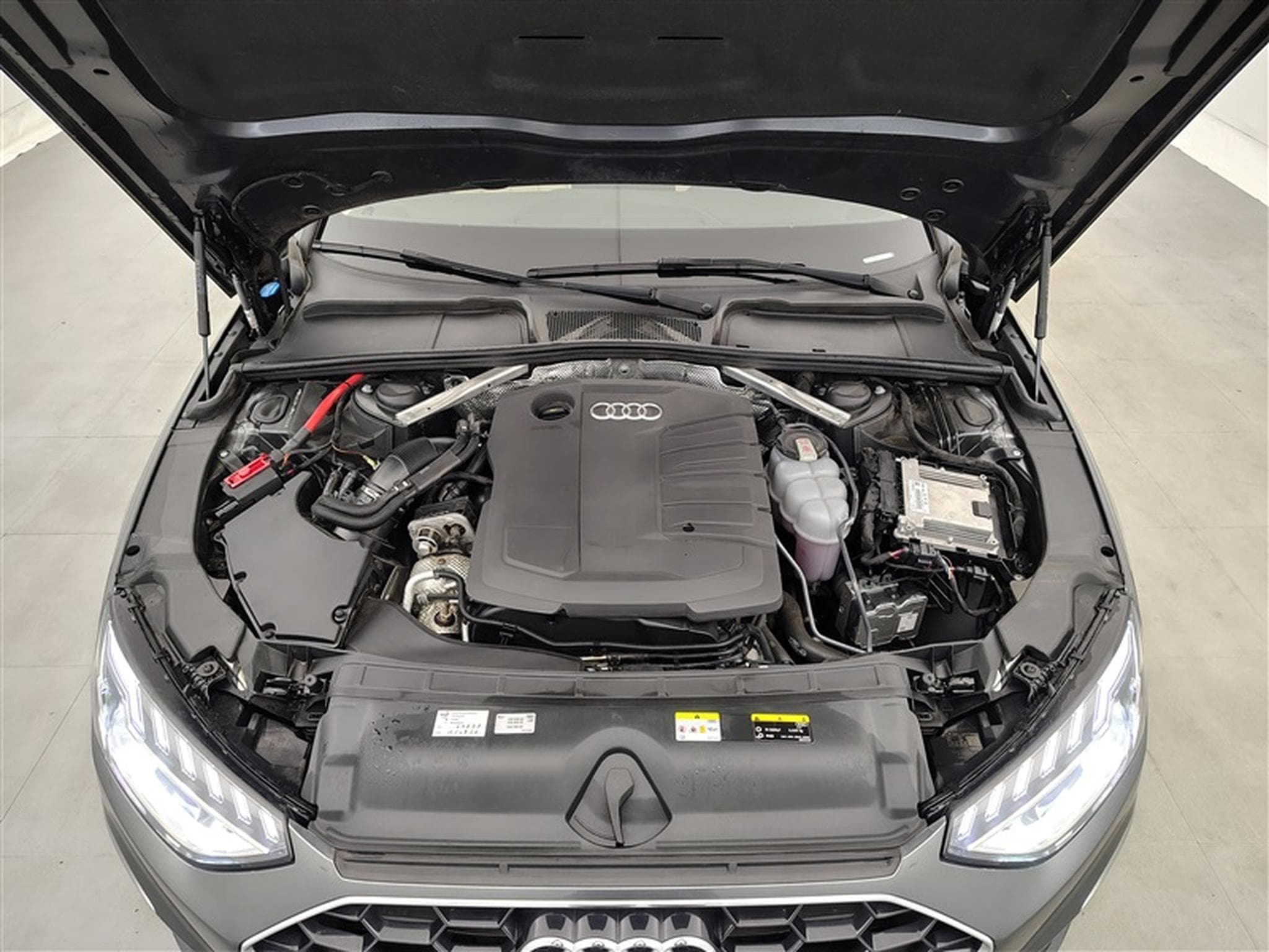 Audi A4 Avant 35 TDi S-LINE S tronic CUIR/NAVI/TO PANO/FULL LED/JA18 (2022) - Photo 21