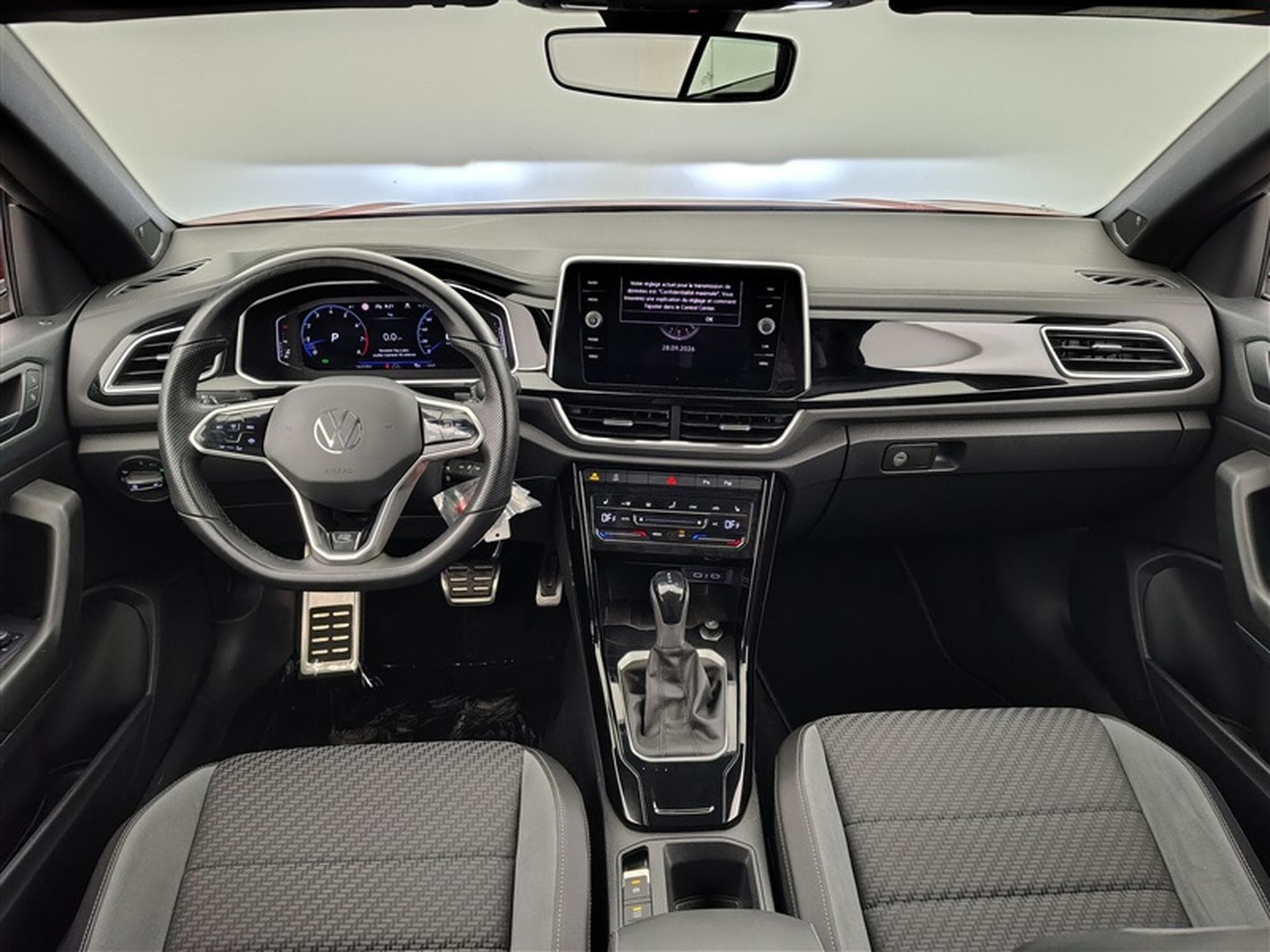 VW T-Roc Cabriolet 1.5 TSI R-Line DSG (2022) - Photo 8