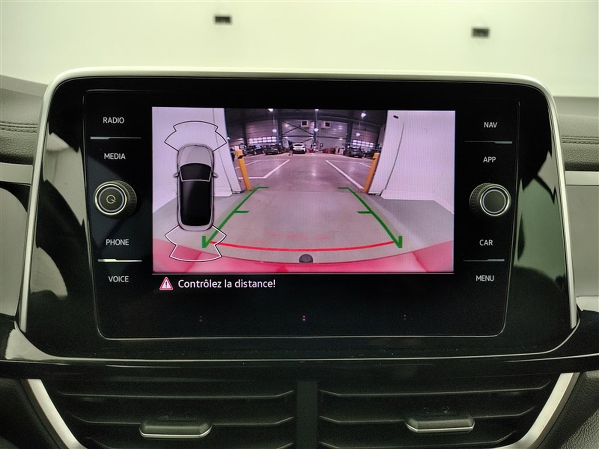 VW T-Roc Cabriolet 1.5 TSI R-Line DSG (2022) - Photo 18