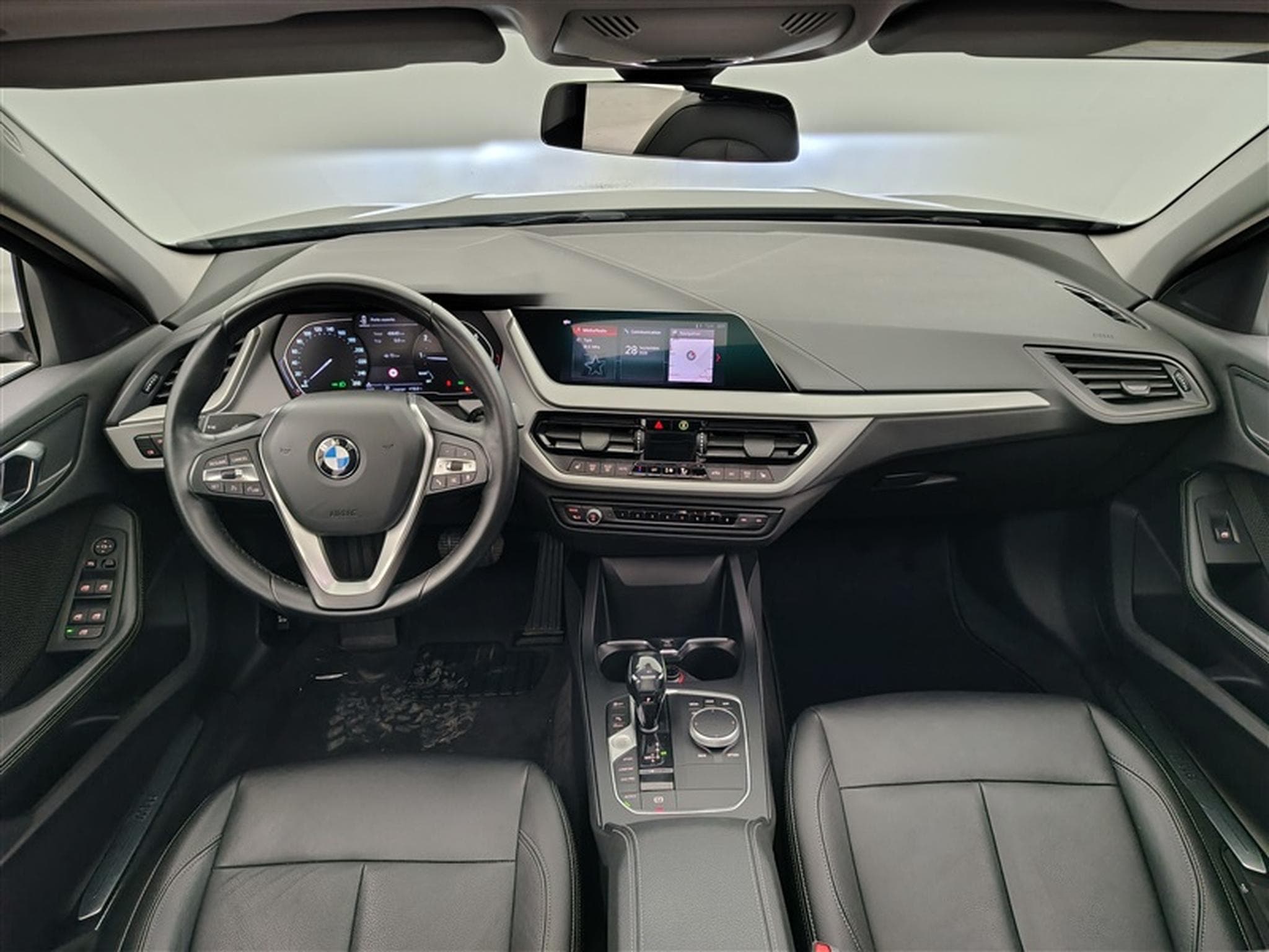 BMW 118 iA OPF FULL LED/T.O/CUIR CHAUFF./CARPLAY/CAM+PDC (2020) - Photo 8