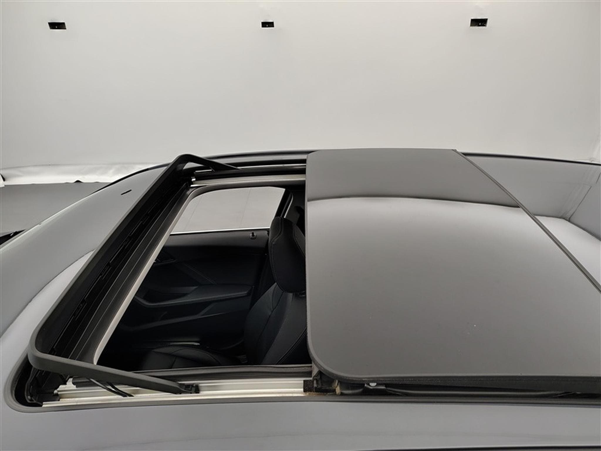 BMW 118 iA OPF FULL LED/T.O/CUIR CHAUFF./CARPLAY/CAM+PDC (2020) - Photo 19