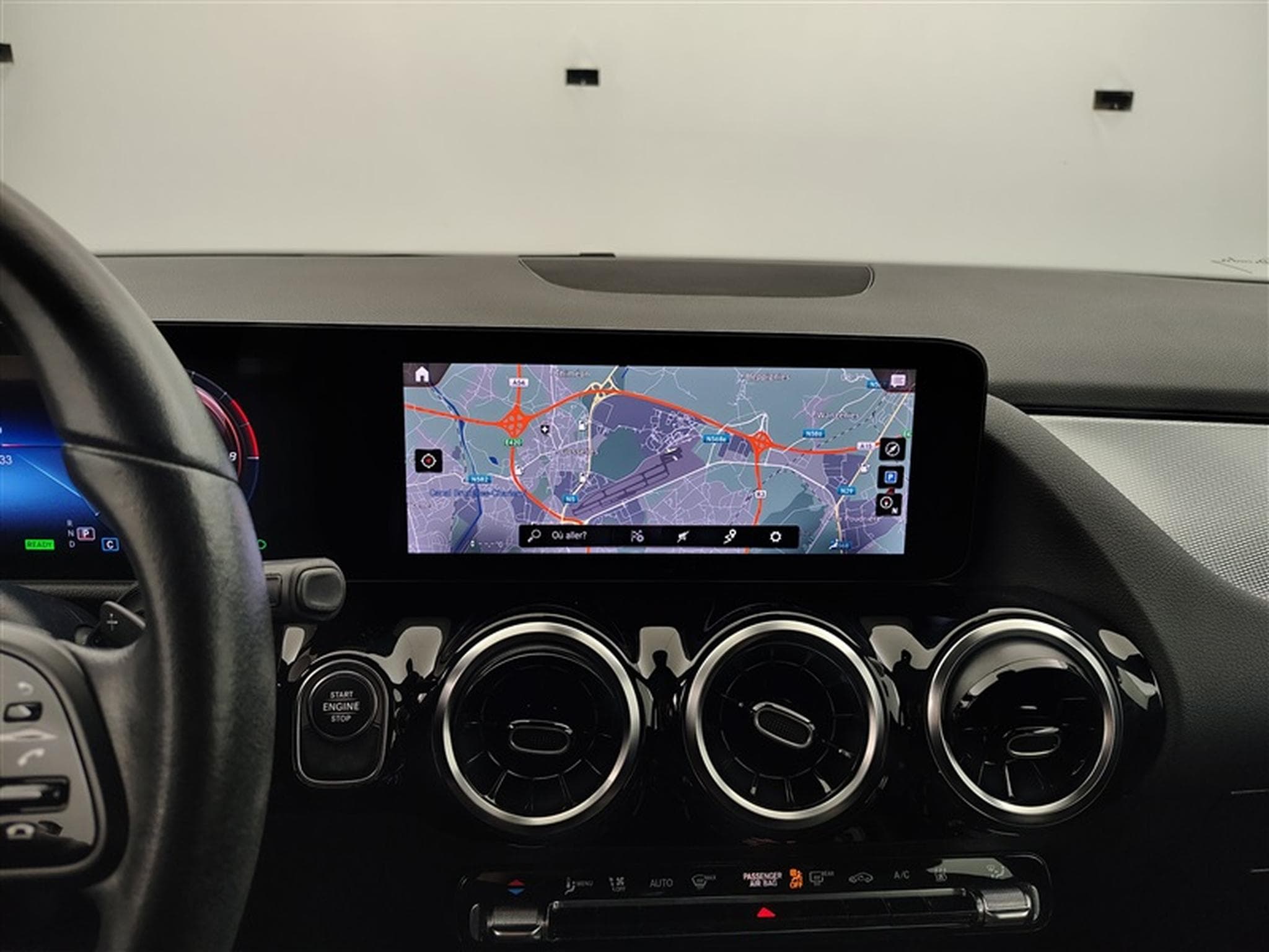 Mercedes GLA 250 e PHEV Business Line Navi / Led / PDC av+ar (2022) - Foto 11