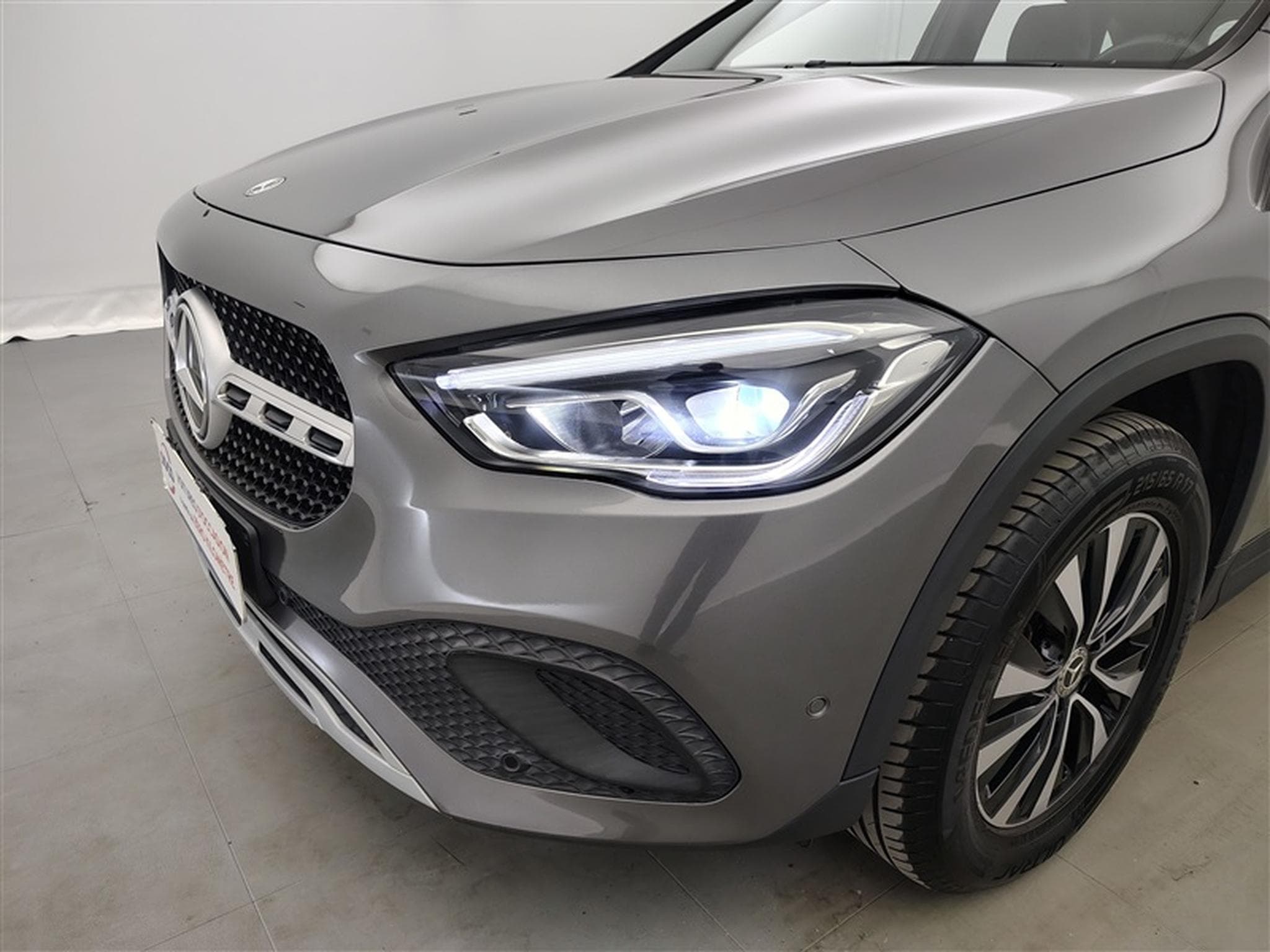 Mercedes GLA 250 e PHEV Business Line Navi / Led / PDC av+ar (2022) - Foto 15
