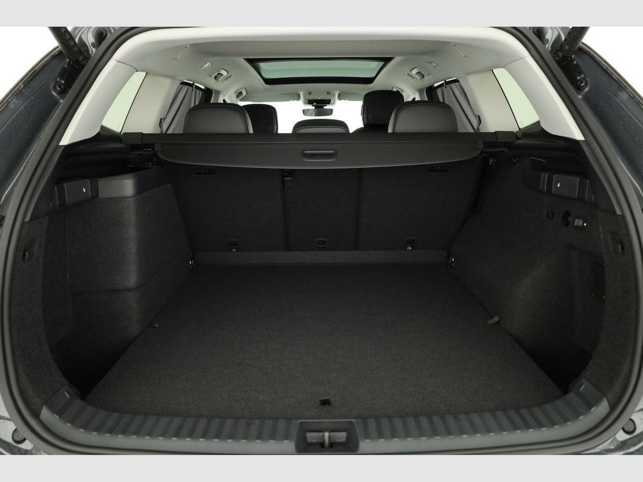 VW Tayron 1.5 TSI eHybrid 150 kW Life (2025) - Photo 12