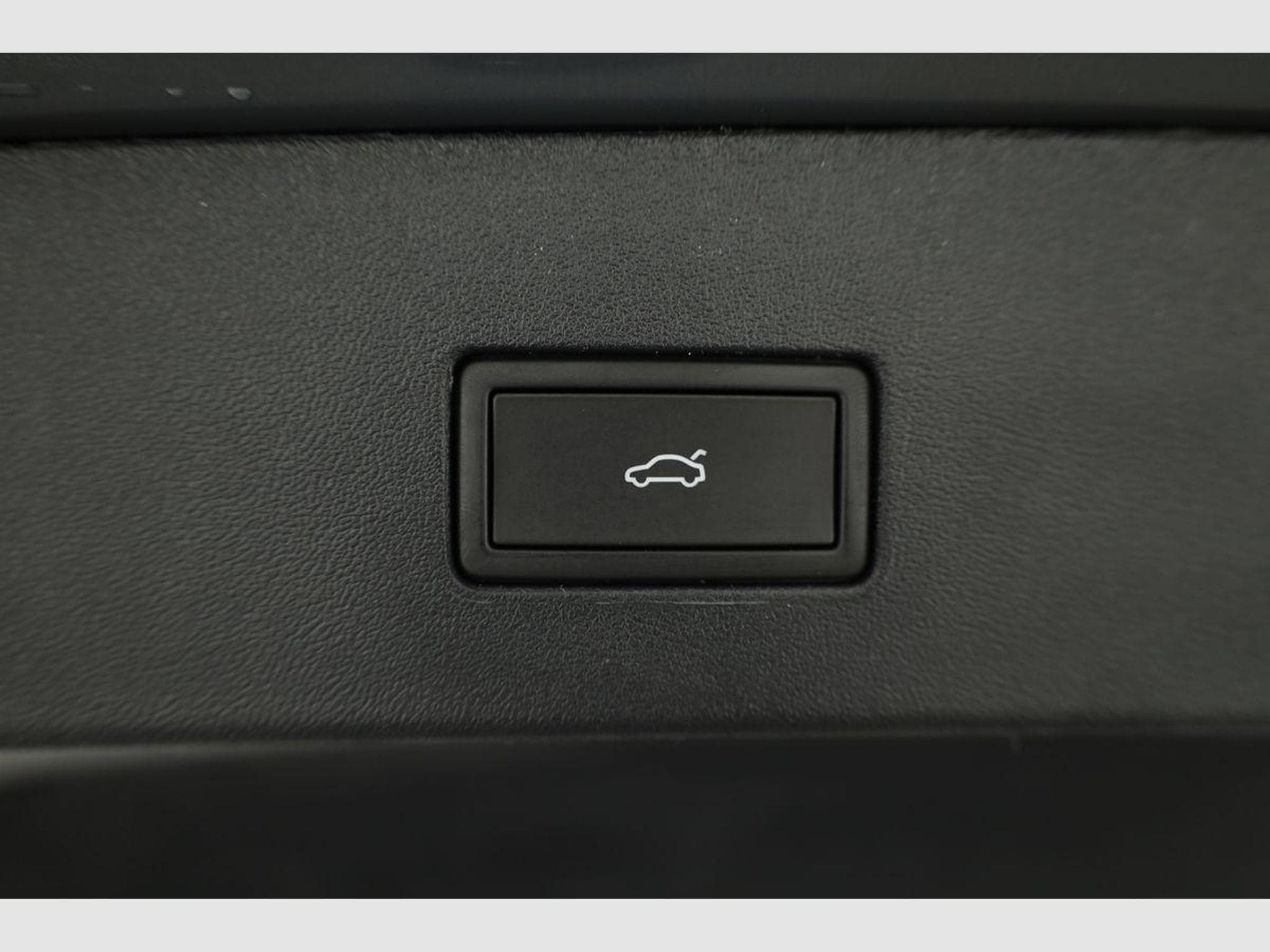 VW Tayron 1.5 TSI eHybrid 150 kW Life (2025) - Photo 13