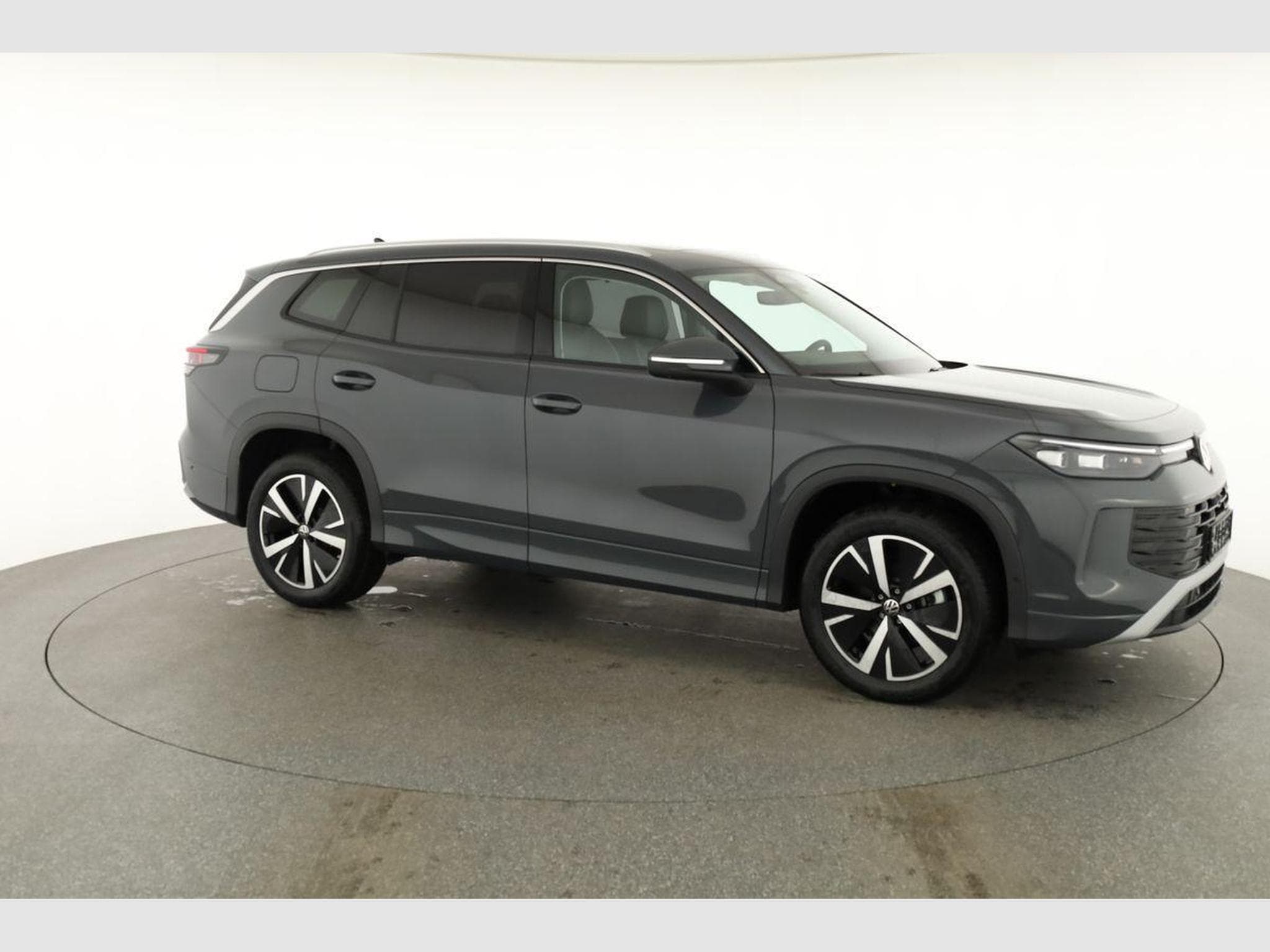 VW Tayron 1.5 TSI eHybrid 150 kW Life (2025) - Photo 25