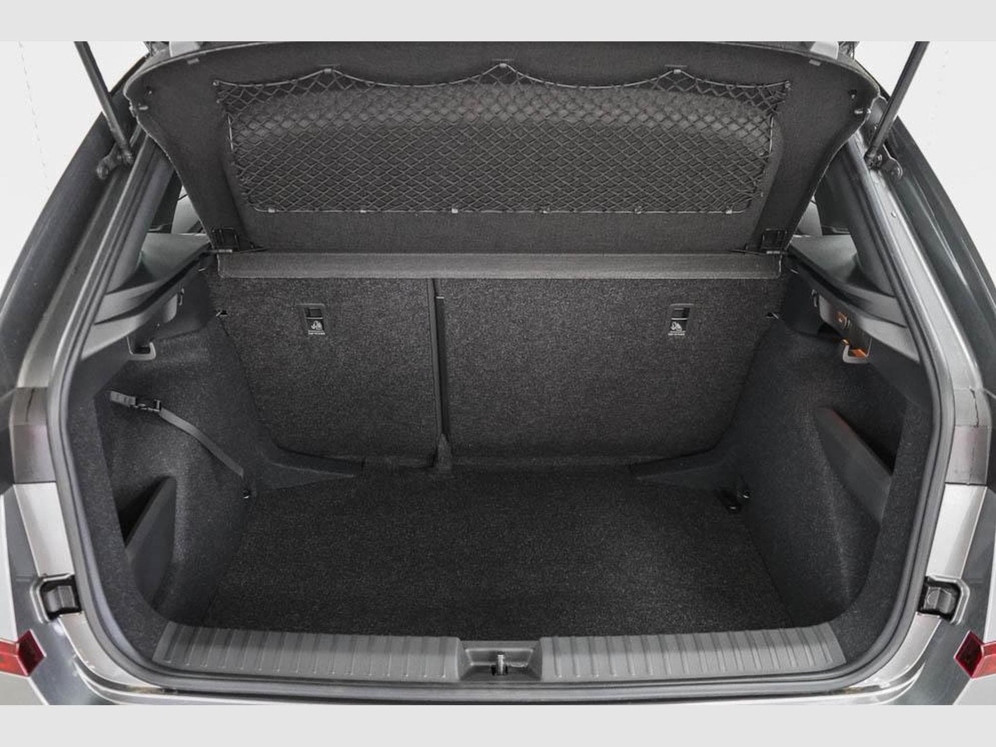 Skoda Kamiq 1,0 TSI Monte (2025) - Foto 17