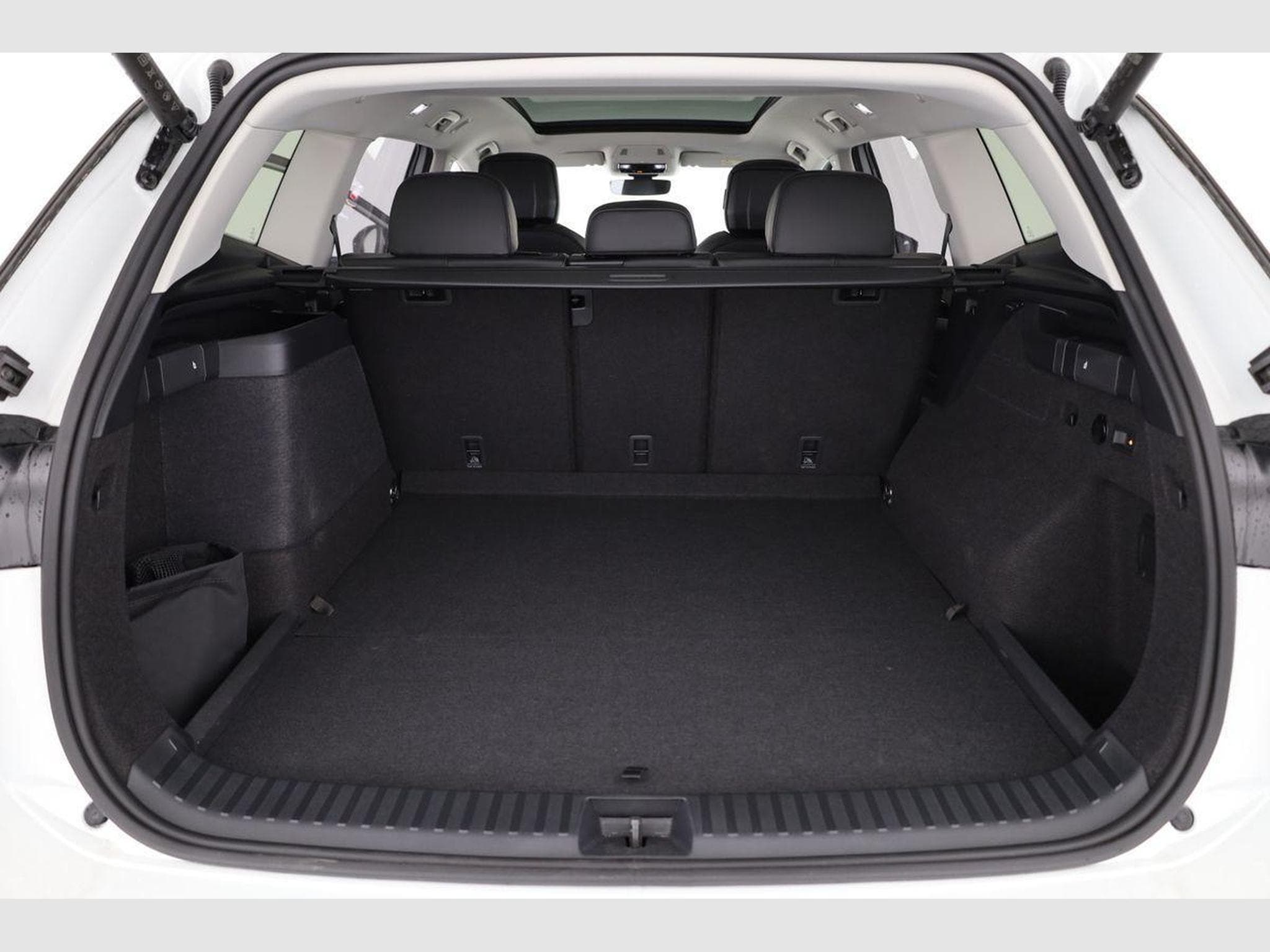 VW Tayron 1.5 TSI eHybrid 150 kW Life (2025) - Photo 11