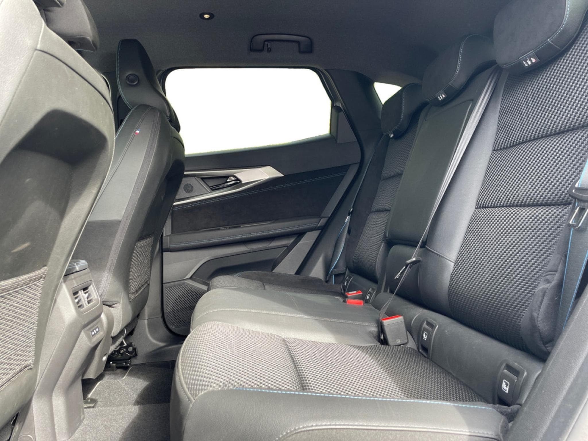 Renault Austral 1.2 E-Tech HEV Iconic Esprit Alpine 4Control (2025) - Foto 7