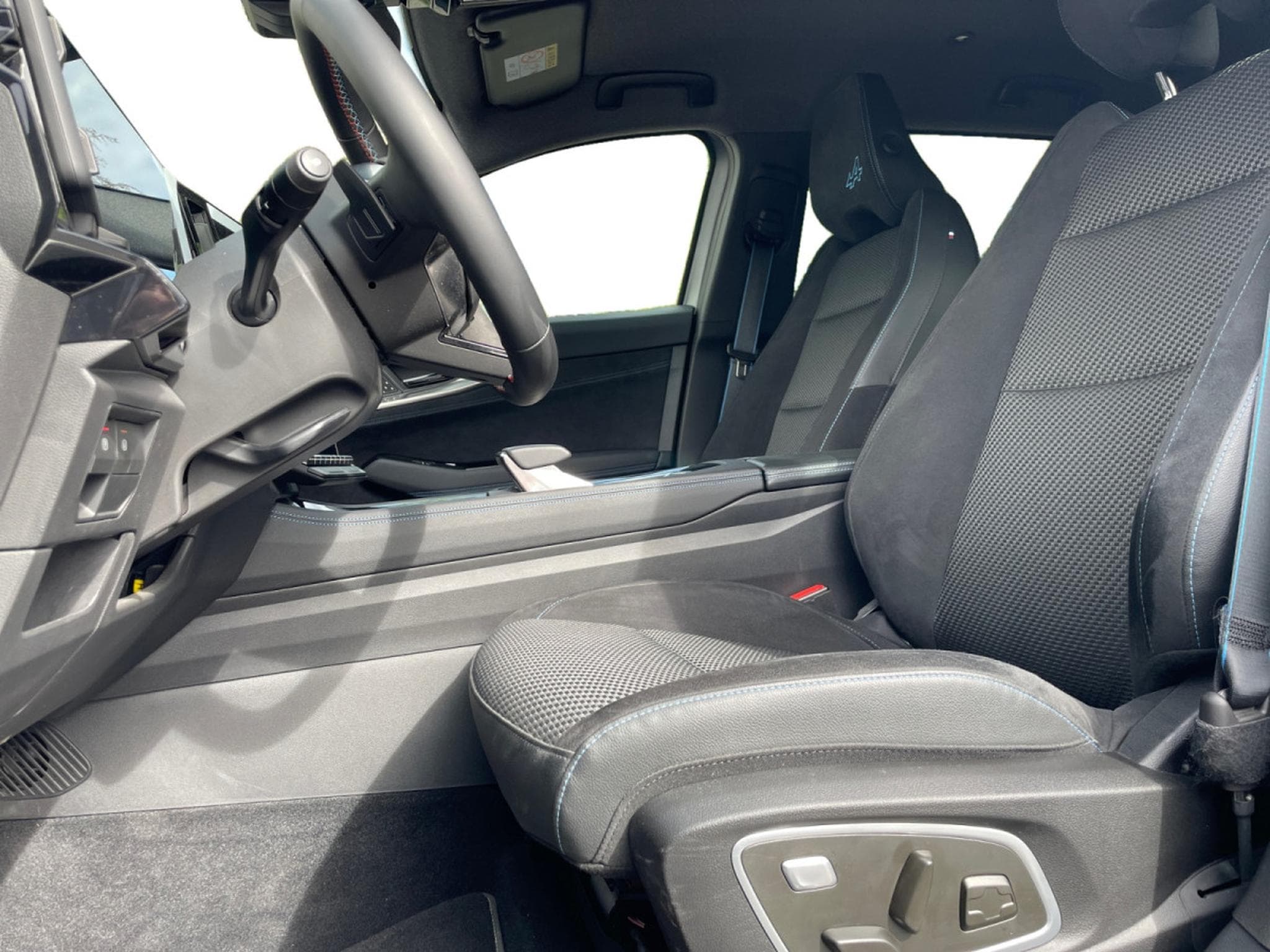 Renault Austral 1.2 E-Tech HEV Iconic Esprit Alpine 4Control (2025) - Foto 6