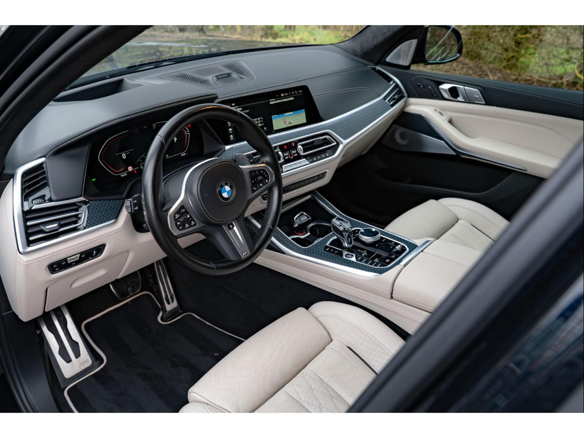 BMW X7 X7 40D Msport /xDrive/Pano/22/VOLL (2022) - Foto 10