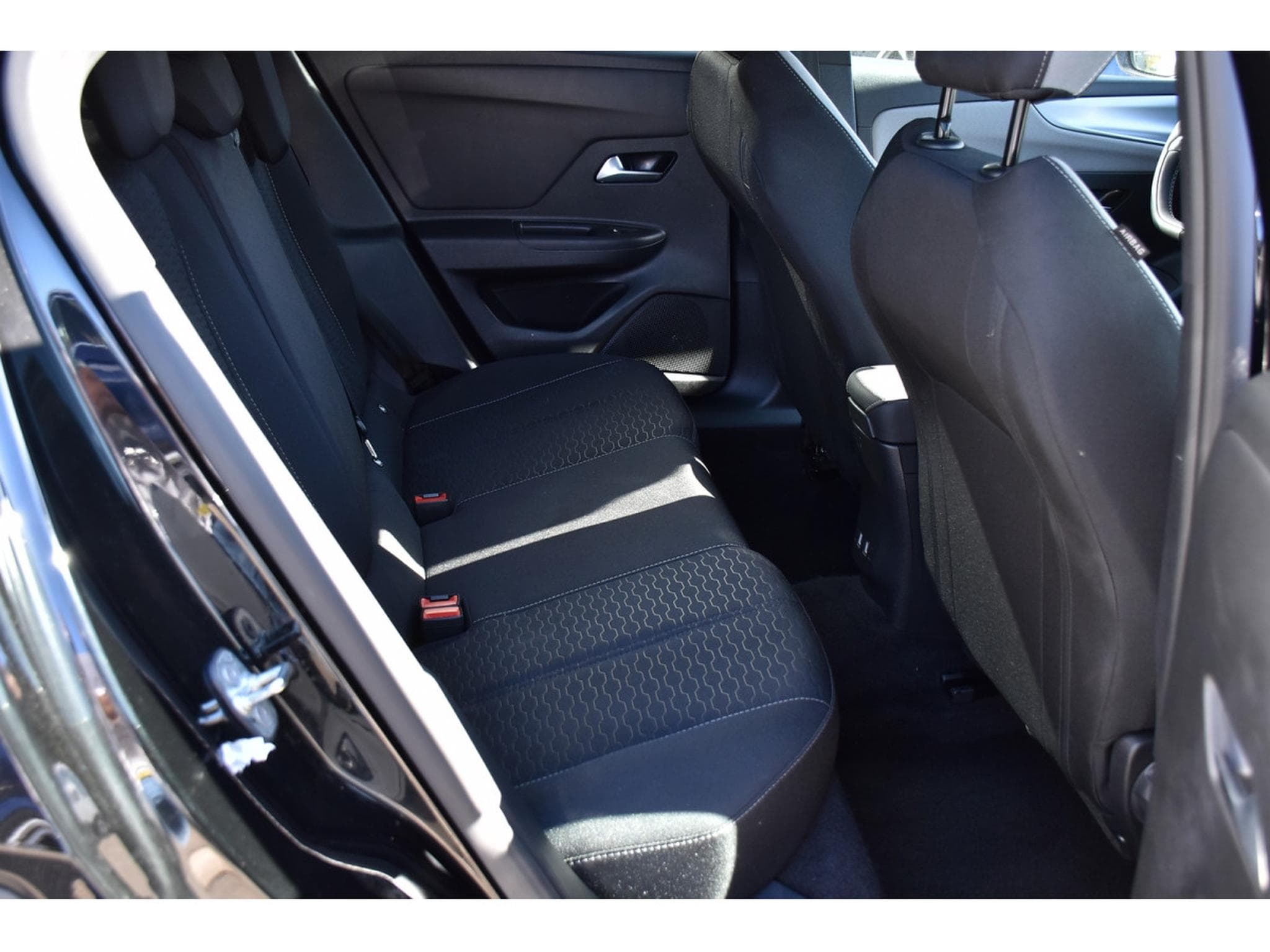 Opel Mokka 1.2 Turbo MHEV 145 Edition e-DCT6 ACC SIDE GPS CAM 1° MAIN (2025) - Foto 8