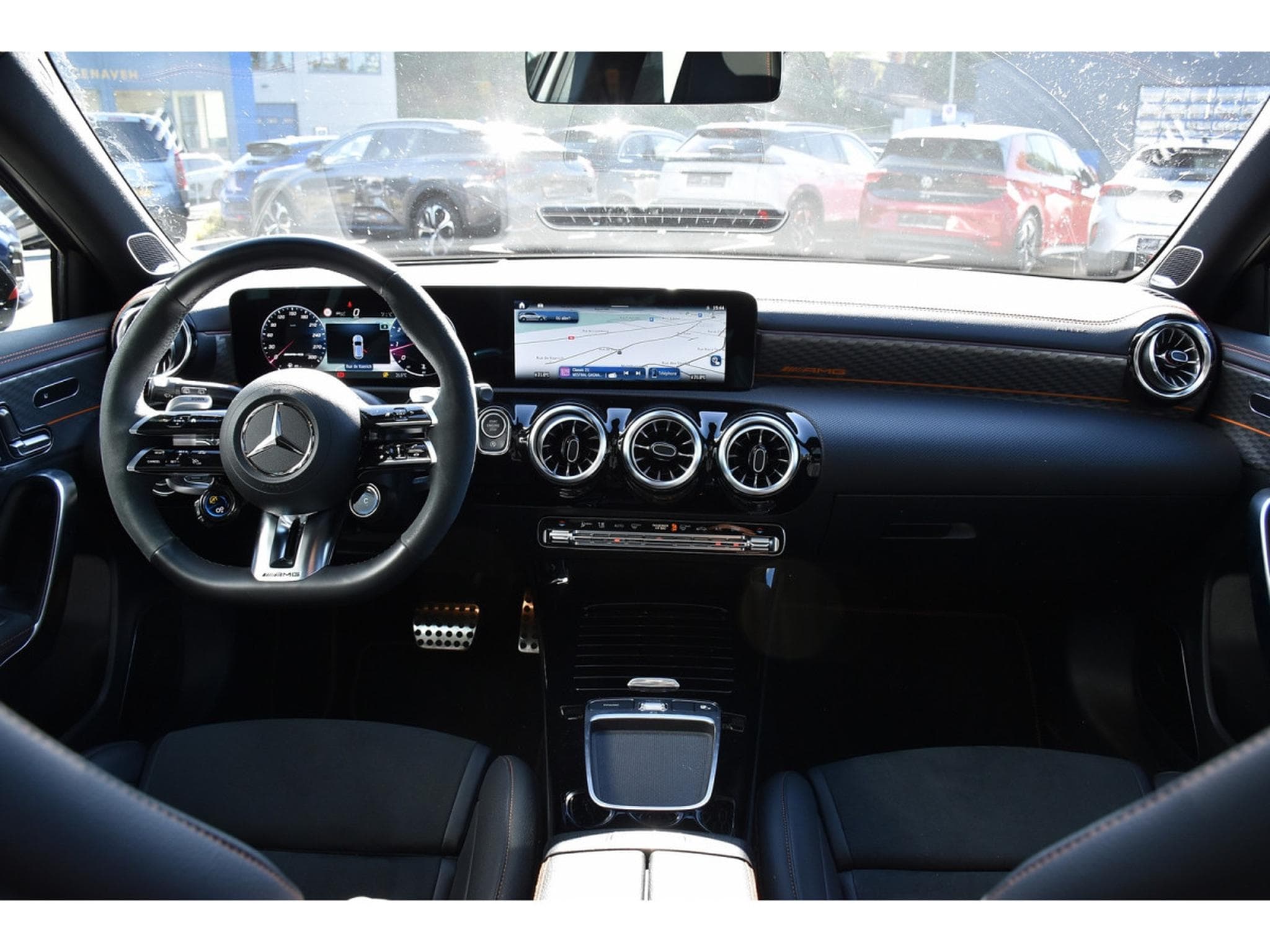 Mercedes A 45 AMG S 4Matic+ Street Style Ed. SG PERF MEMO PANO BURMESTER DISTR (2024) - Photo 10