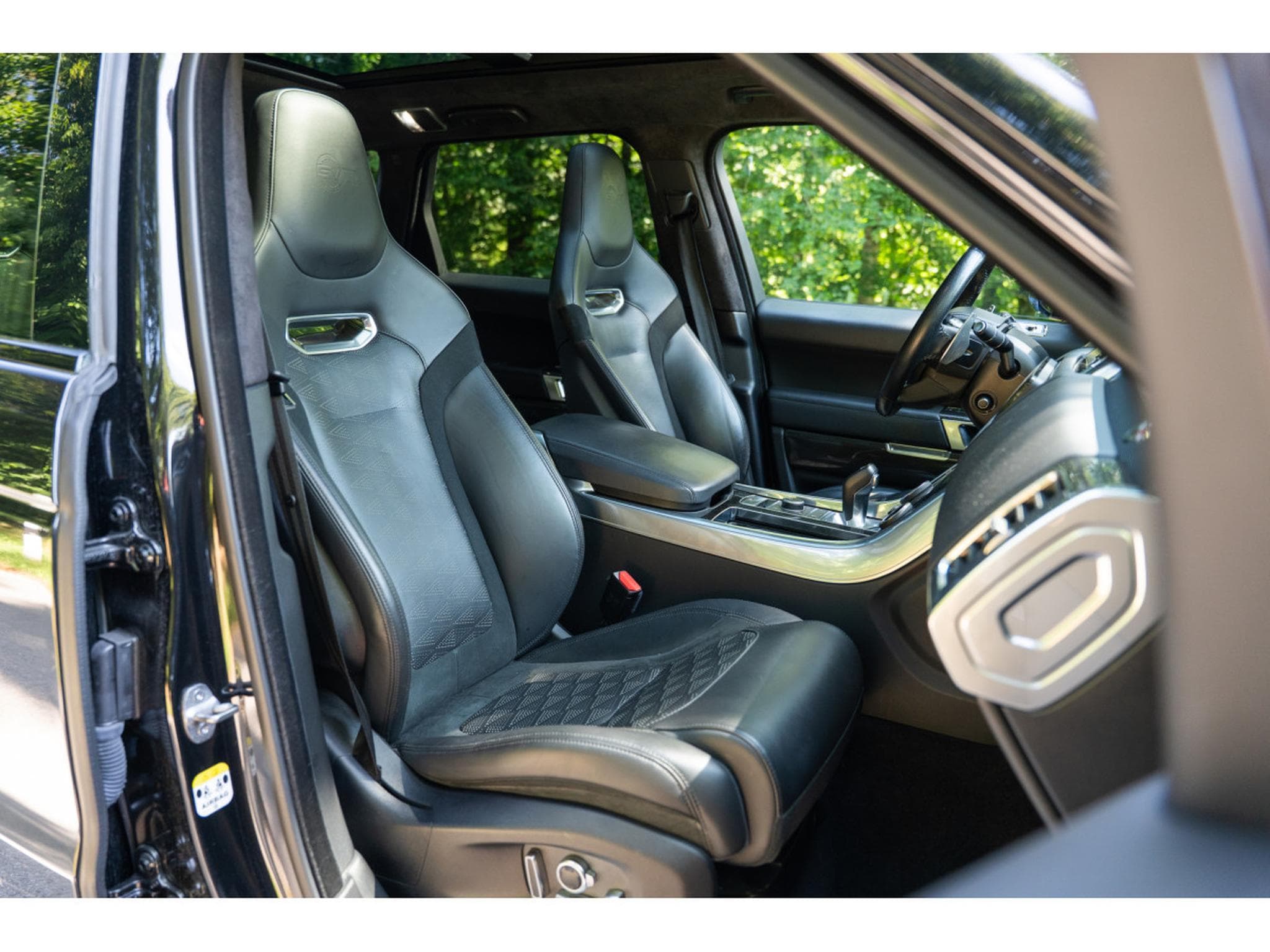Land-Rover Range Rover Sport SVR - Panoramic Roof - Pixel Laser LED (2021) - Photo 12