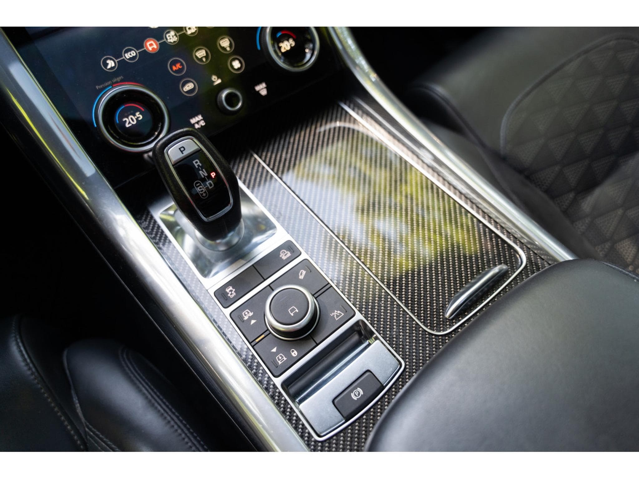 Land-Rover Range Rover Sport SVR - Panoramic Roof - Pixel Laser LED (2021) - Photo 14
