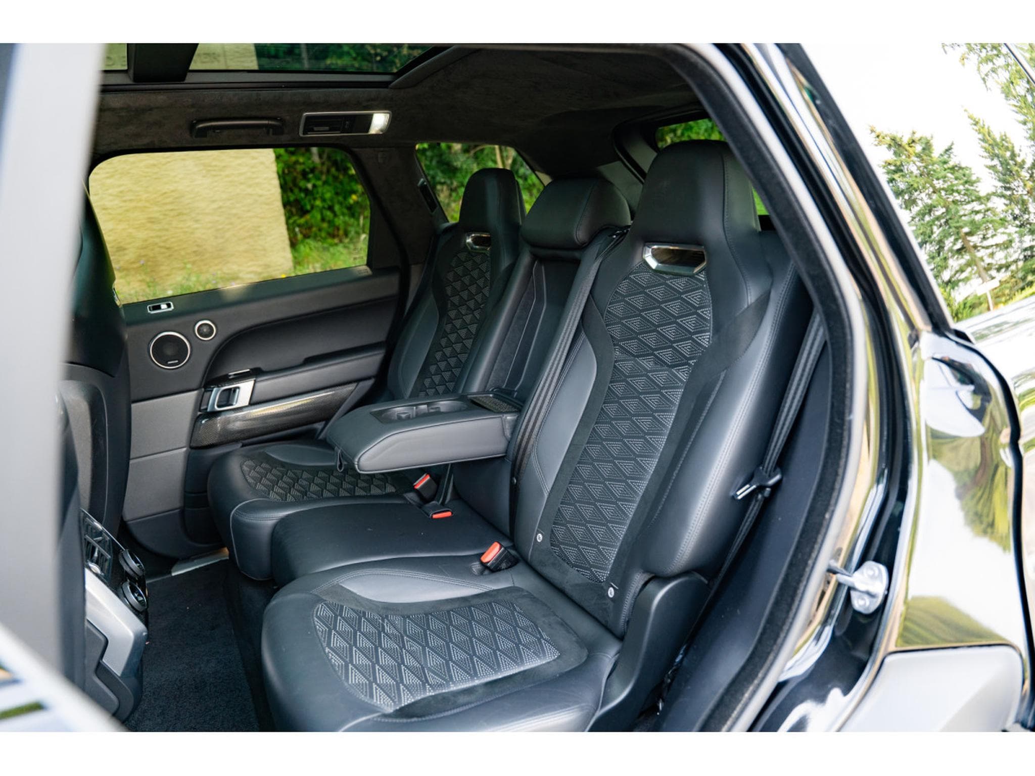 Land-Rover Range Rover Sport SVR - Full Carbon - Panoramic roof - Méridian (2021) - Foto 14