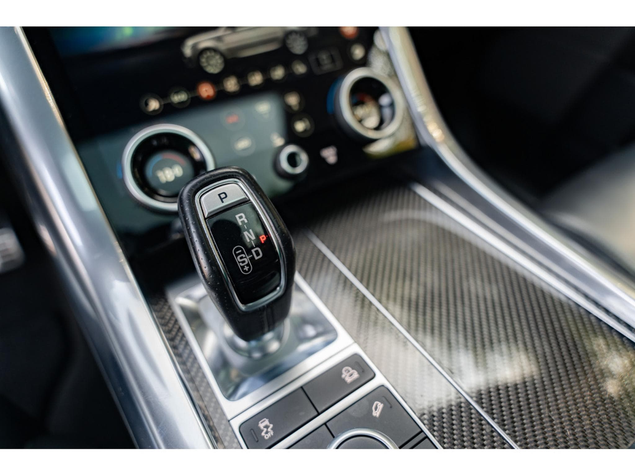 Land-Rover Range Rover Sport SVR - Full Carbon - Panoramic roof - Méridian (2021) - Foto 15