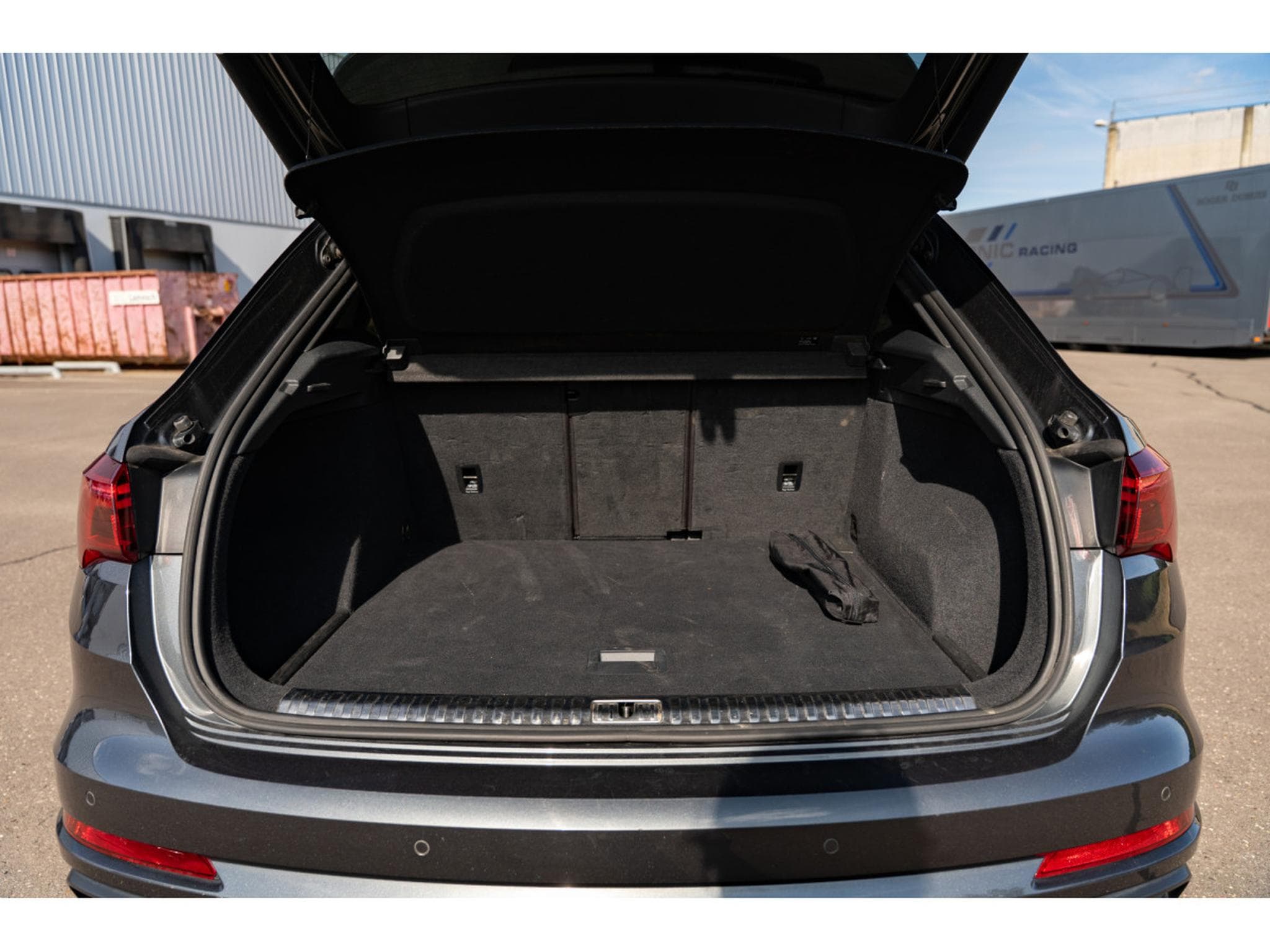 Audi Q3 S-Line 45 TFSI Quattro S Tronic - B&O - Panoramic Roof - Mat (2019) - Foto 9