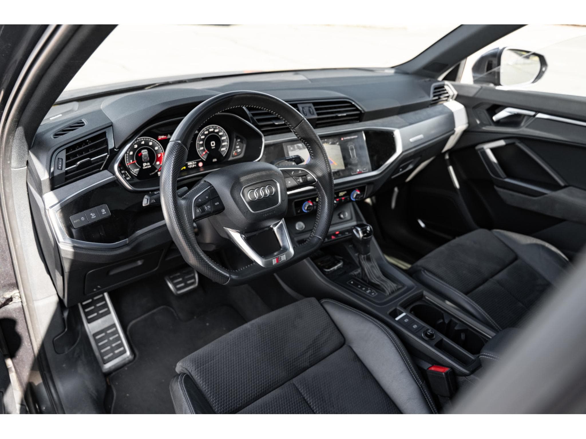 Audi Q3 S-Line 45 TFSI Quattro S Tronic - B&O - Panoramic Roof - Mat (2019) - Foto 11