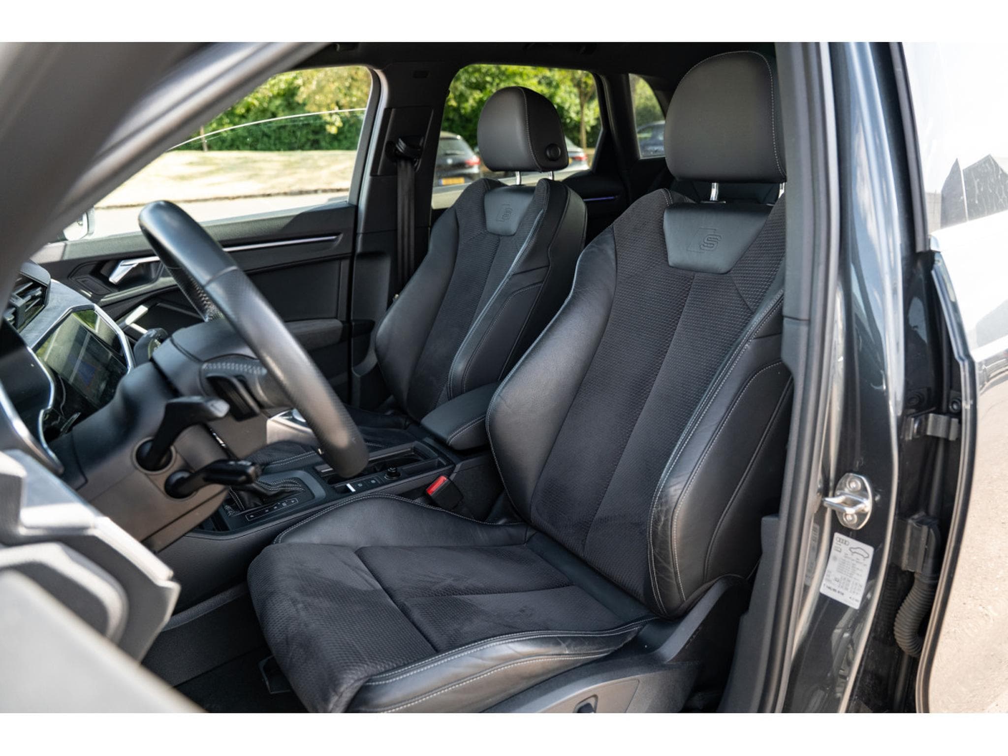 Audi Q3 S-Line 45 TFSI Quattro S Tronic - B&O - Panoramic Roof - Mat (2019) - Foto 14