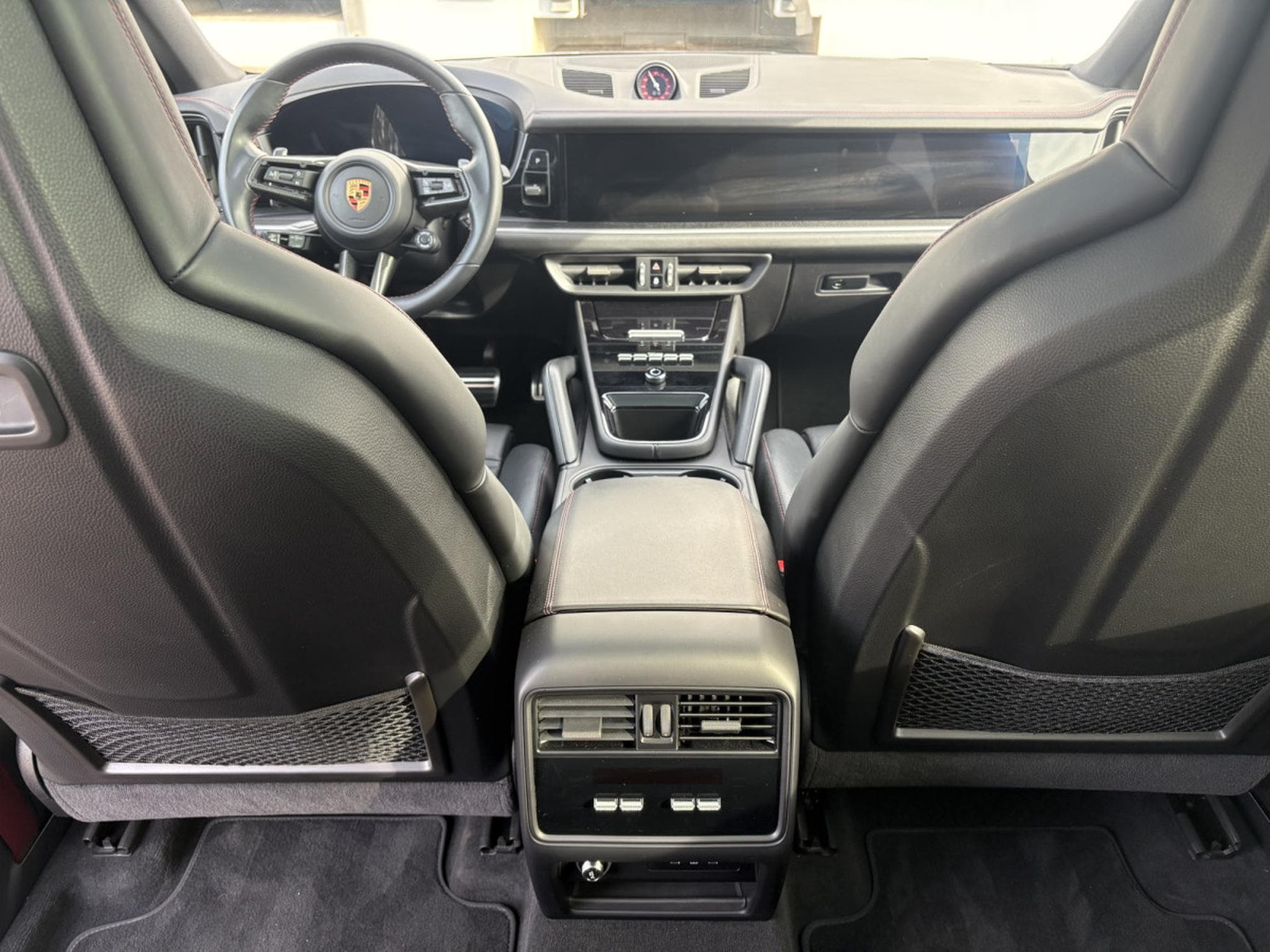 Porsche Cayenne S coupé (2024) - Photo 13