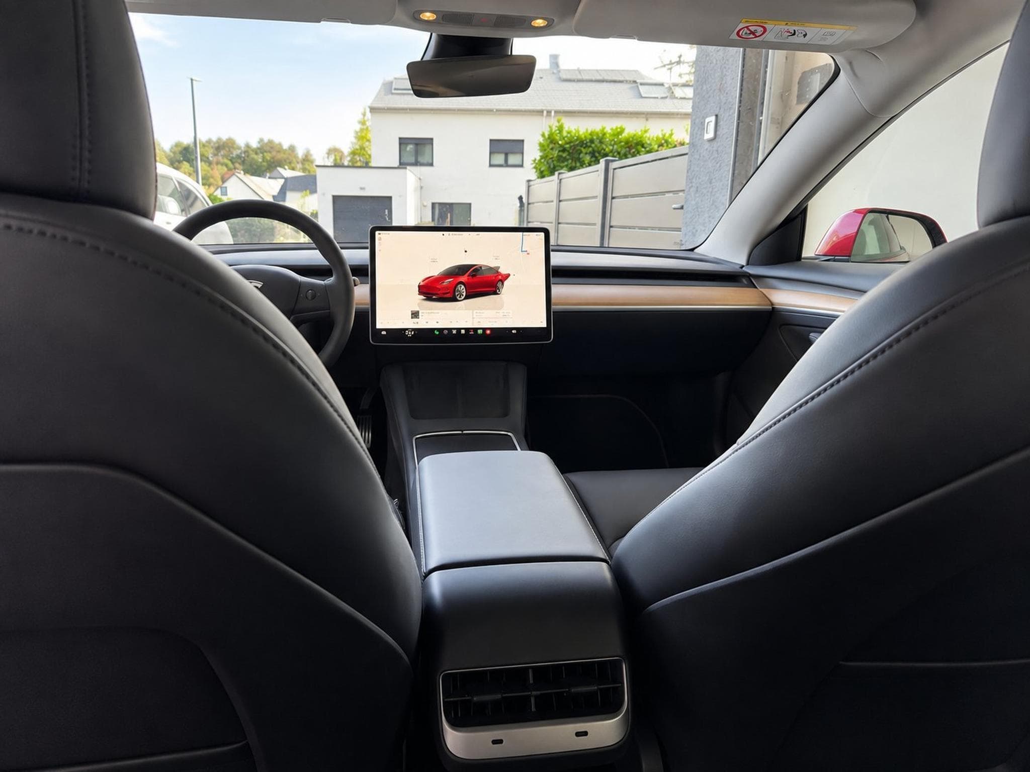 Tesla Model 3 Model 3 Long Range AWD Dual Motor (2022) - Photo 3