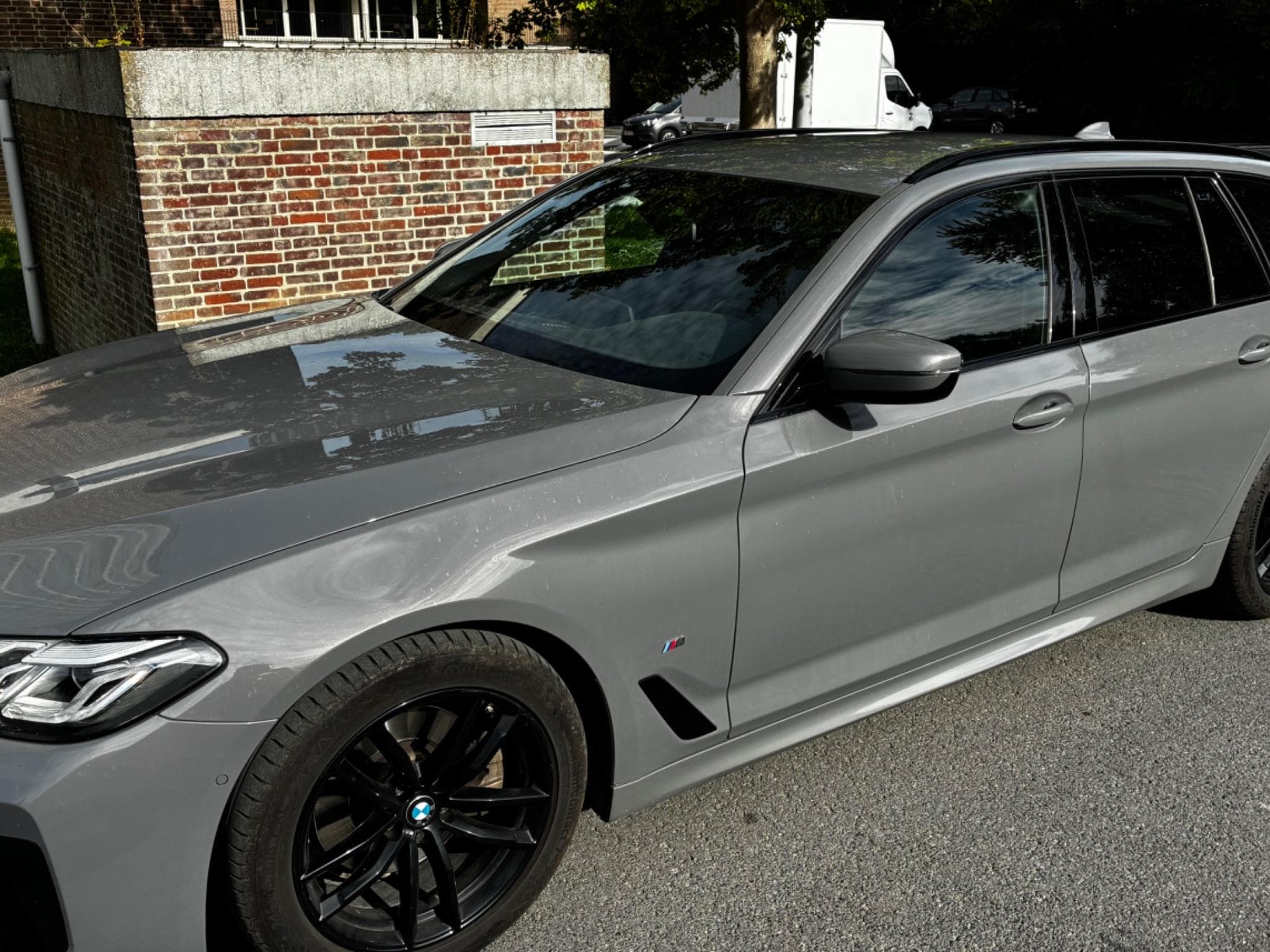 BMW 518 Pack M - Nardo Grey (origine) (2021) - Foto 5