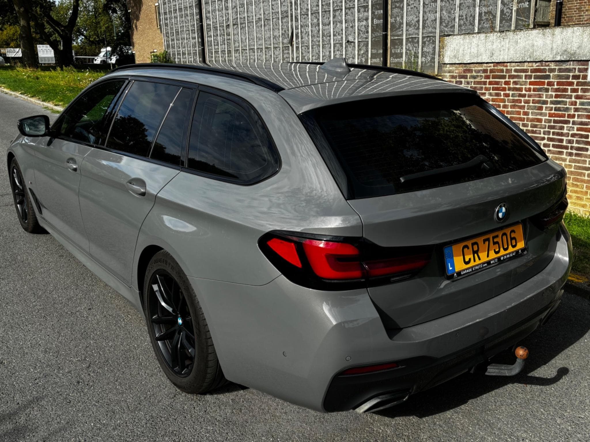 BMW 518 Pack M - Nardo Grey (origine) (2021) - Foto 6