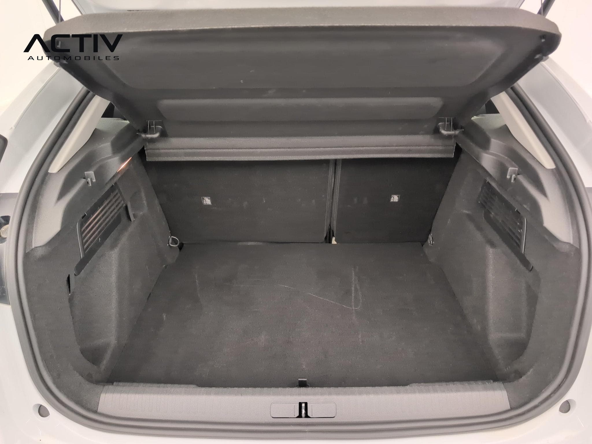 Citroën C4 Hybride 110 ch e-DCS6 You (2025) - Photo 11