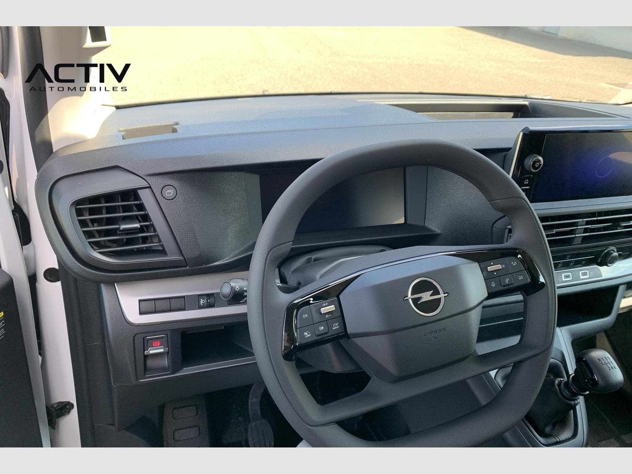 Opel Vivaro CA FIXE DIESEL 150 CH XL MANUELLE (2026) - Photo 13