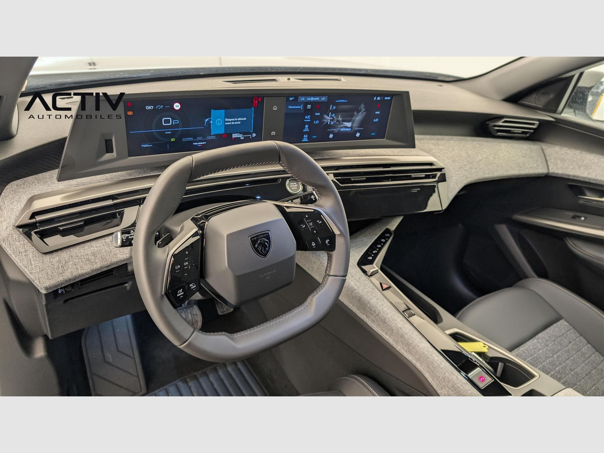 Peugeot 3008 Hybrid 145 e-DCS6 Allure (2025) - Photo 15