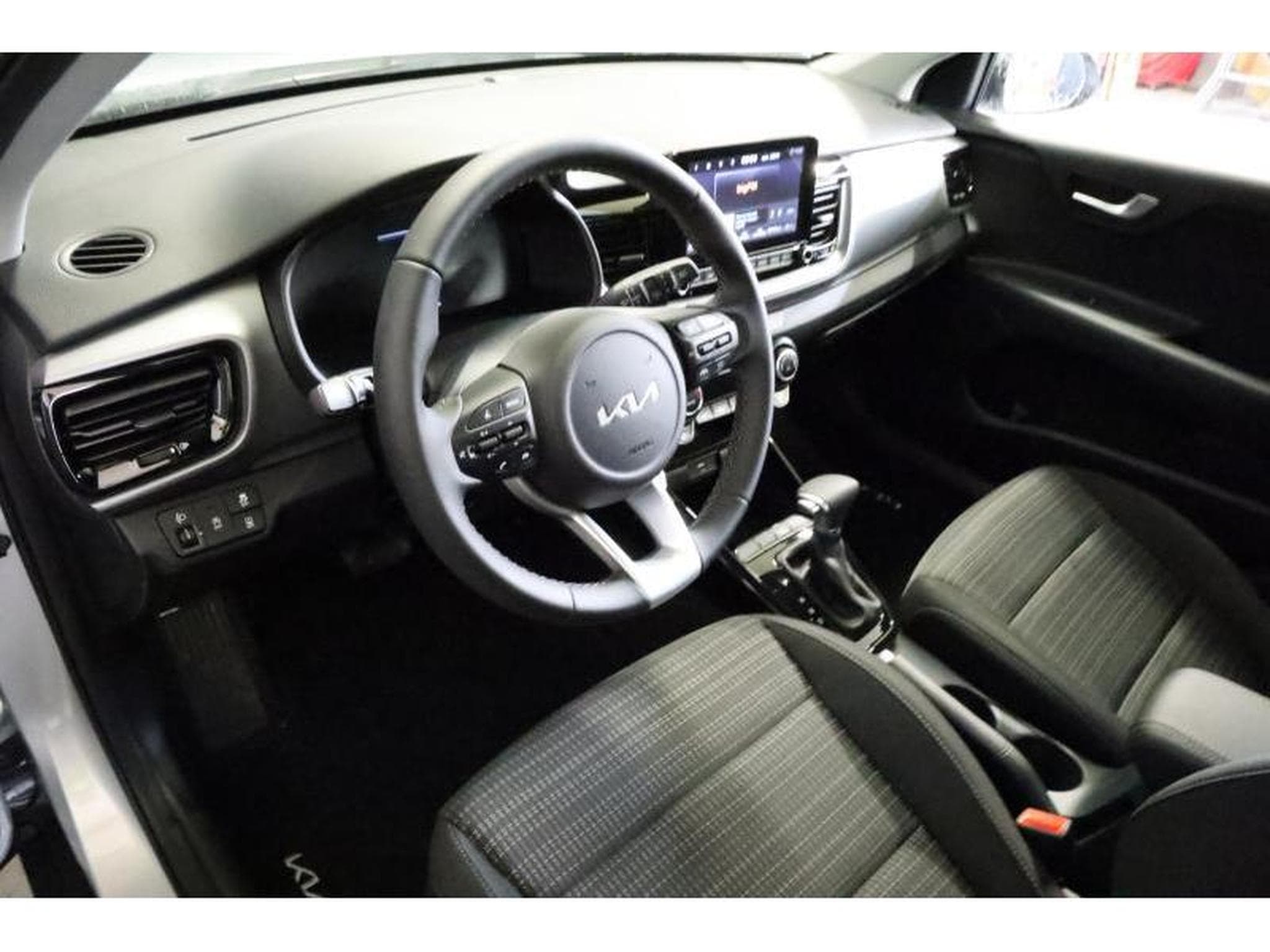 Kia Stonic MY25 (2026) - Photo 12