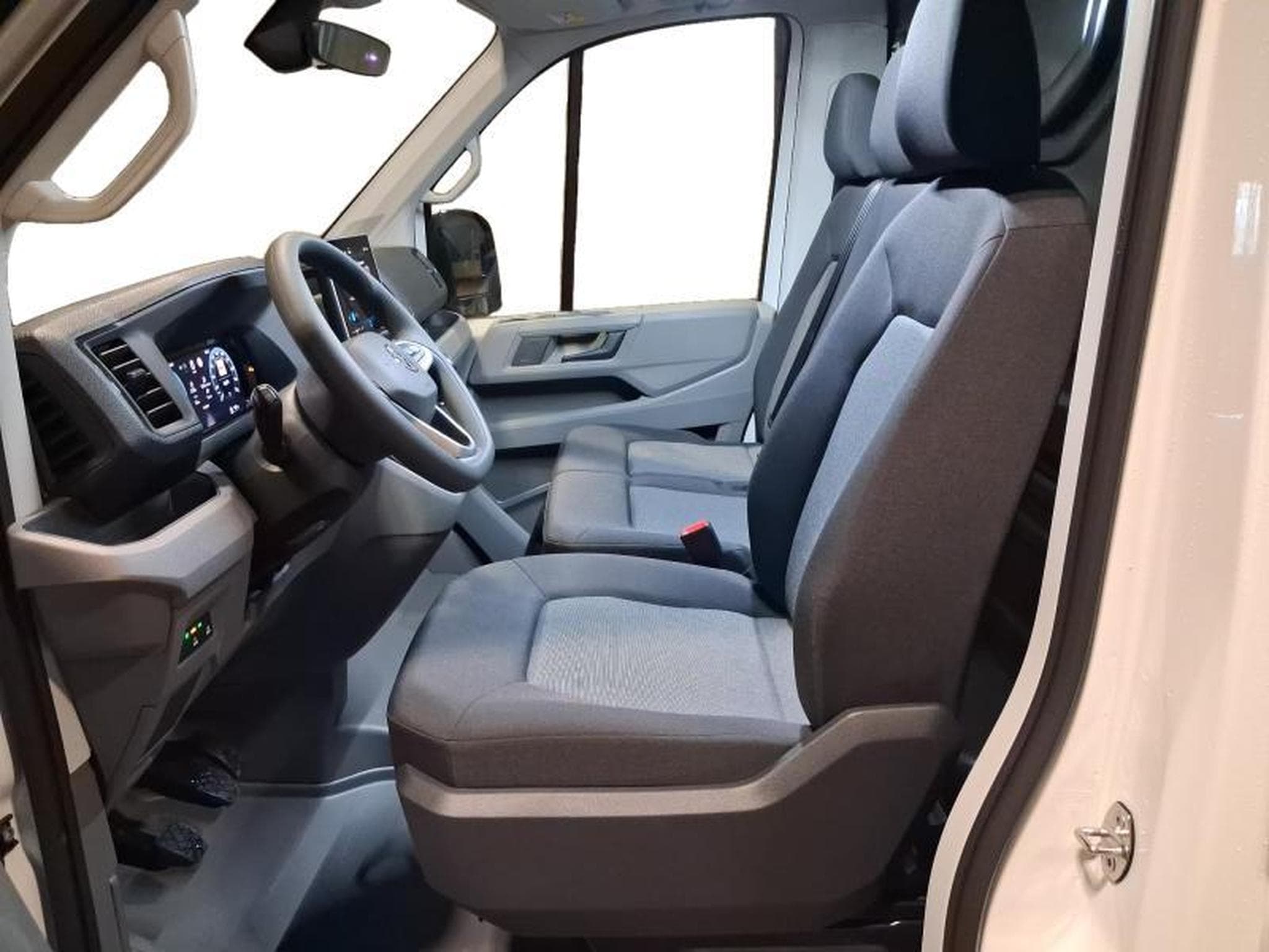 VW Crafter 30 3640 (2026) - Photo 4