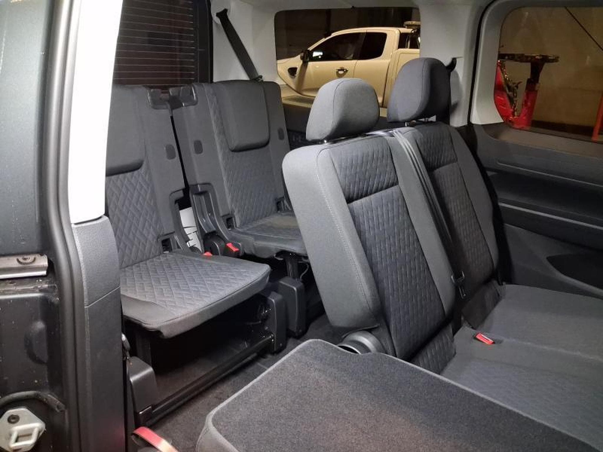 VW Caddy Maxi (2026) - Photo 6