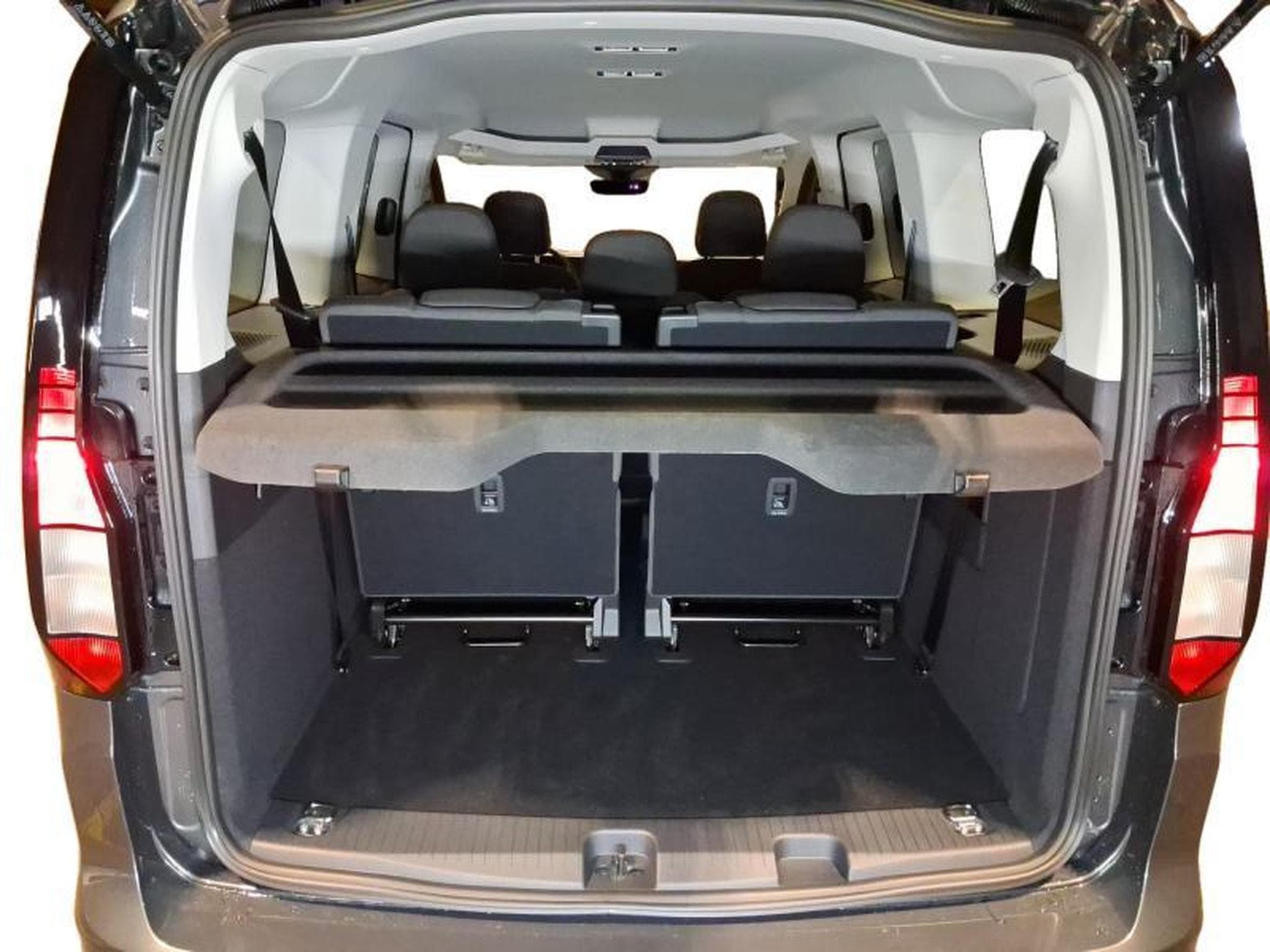 VW Caddy Maxi (2026) - Photo 9