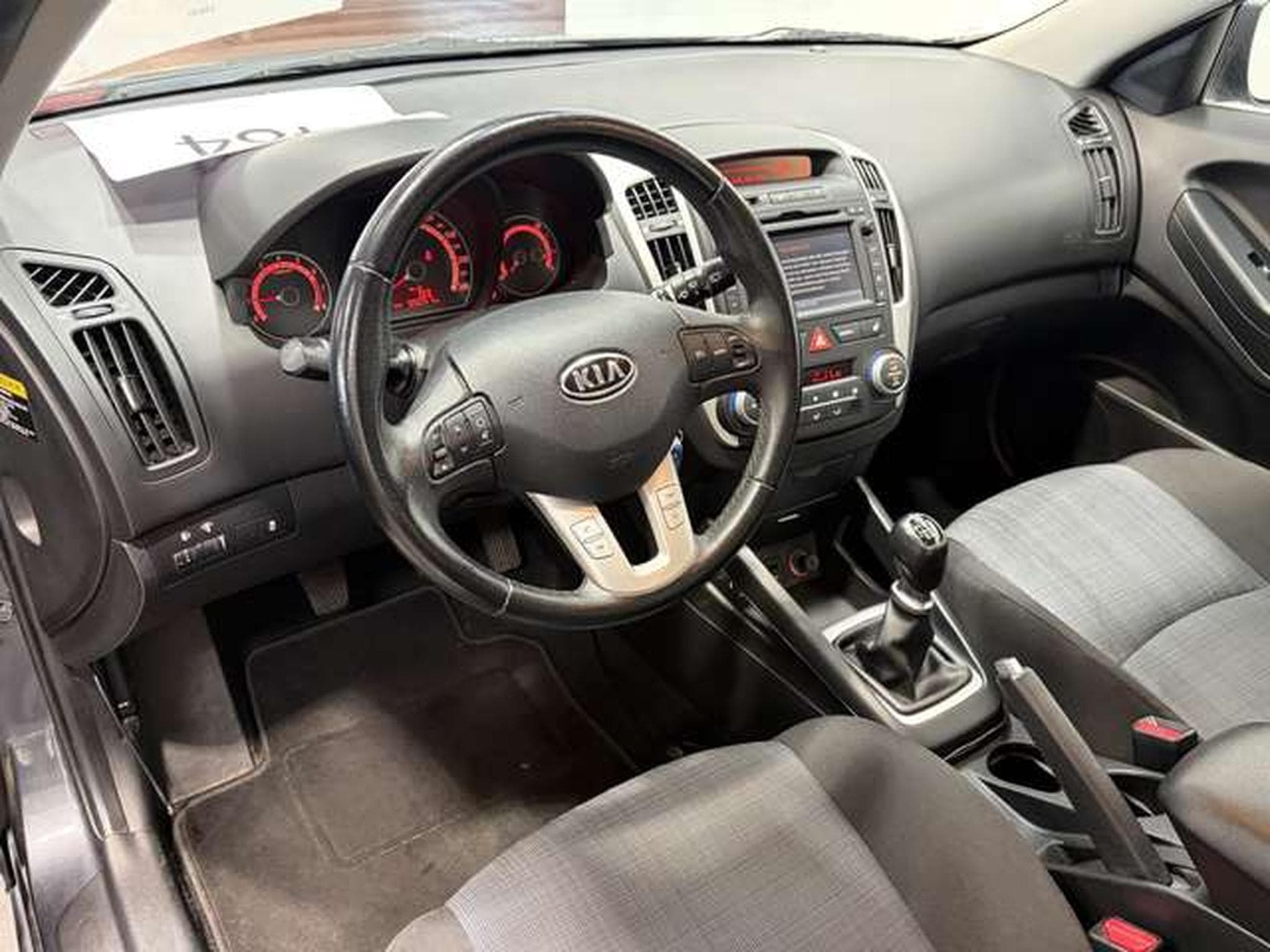 Kia Ceed 1.4 Edition 7 *3.H *Tempomat *Navi (2013) - Photo 7