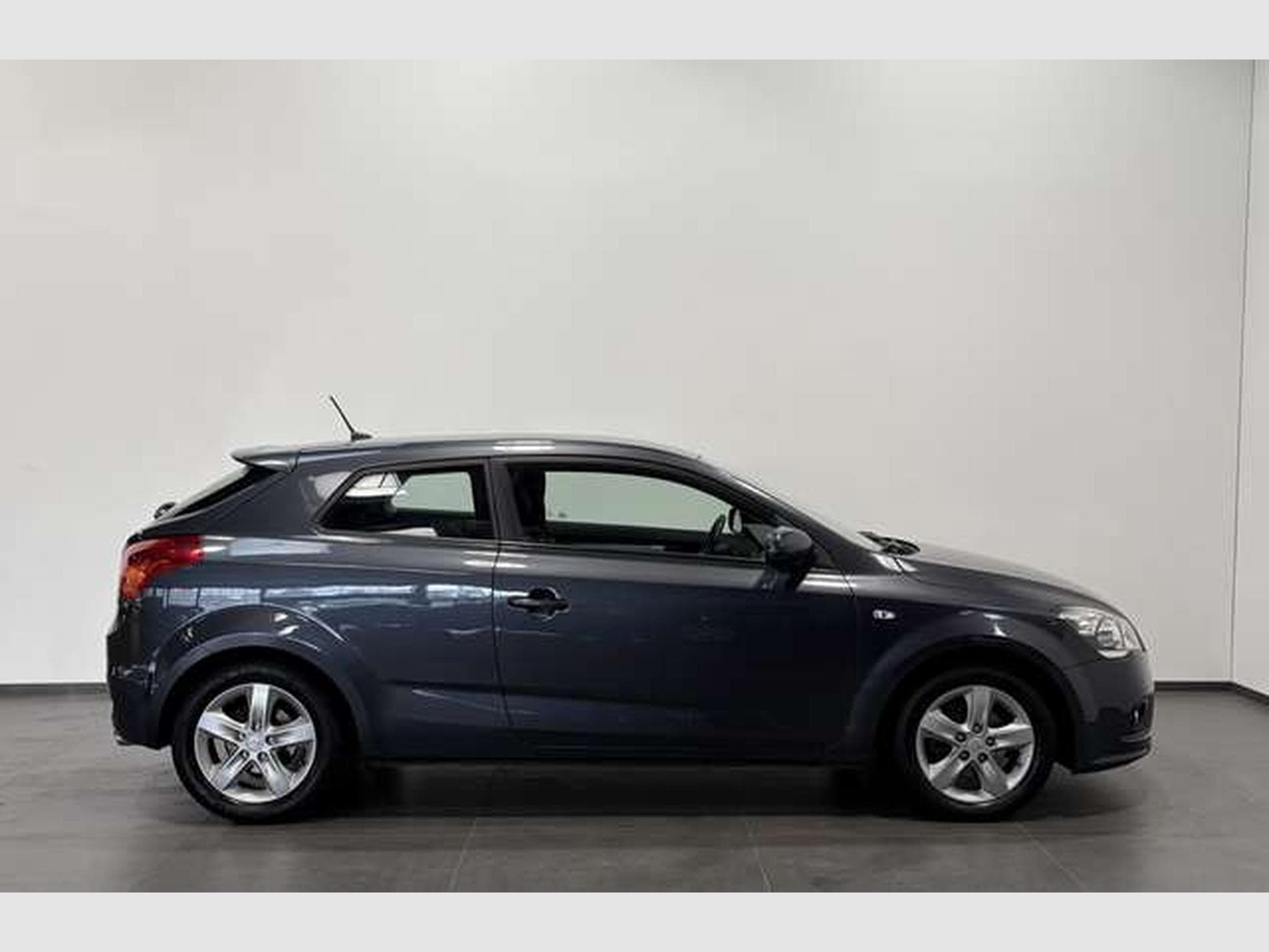 Kia Ceed 1.4 Edition 7 *3.H *Tempomat *Navi (2013) - Photo 6